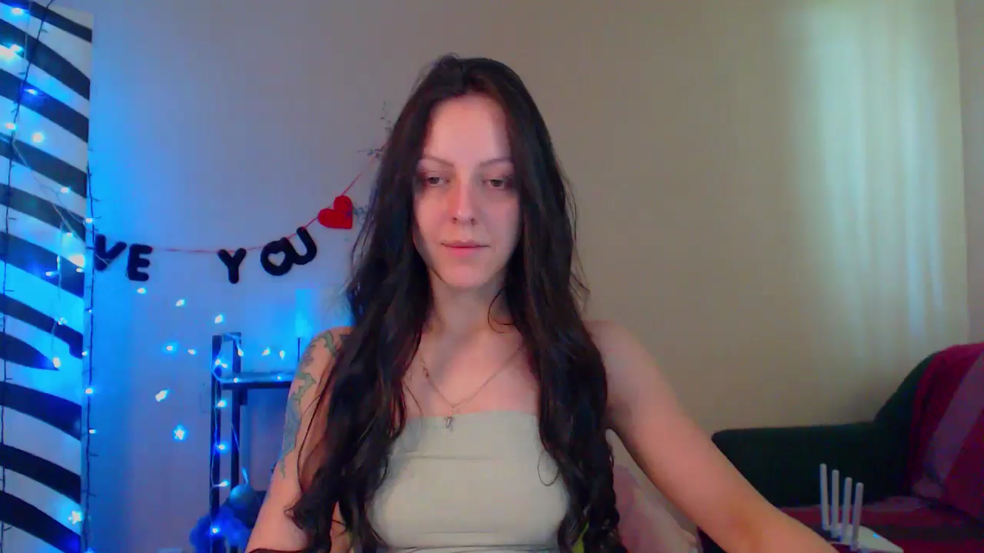 Gallery image thumbnail from Cos_Sexy's myfreecams stream on, 05/09/2024, 13:47 image 6 of 20