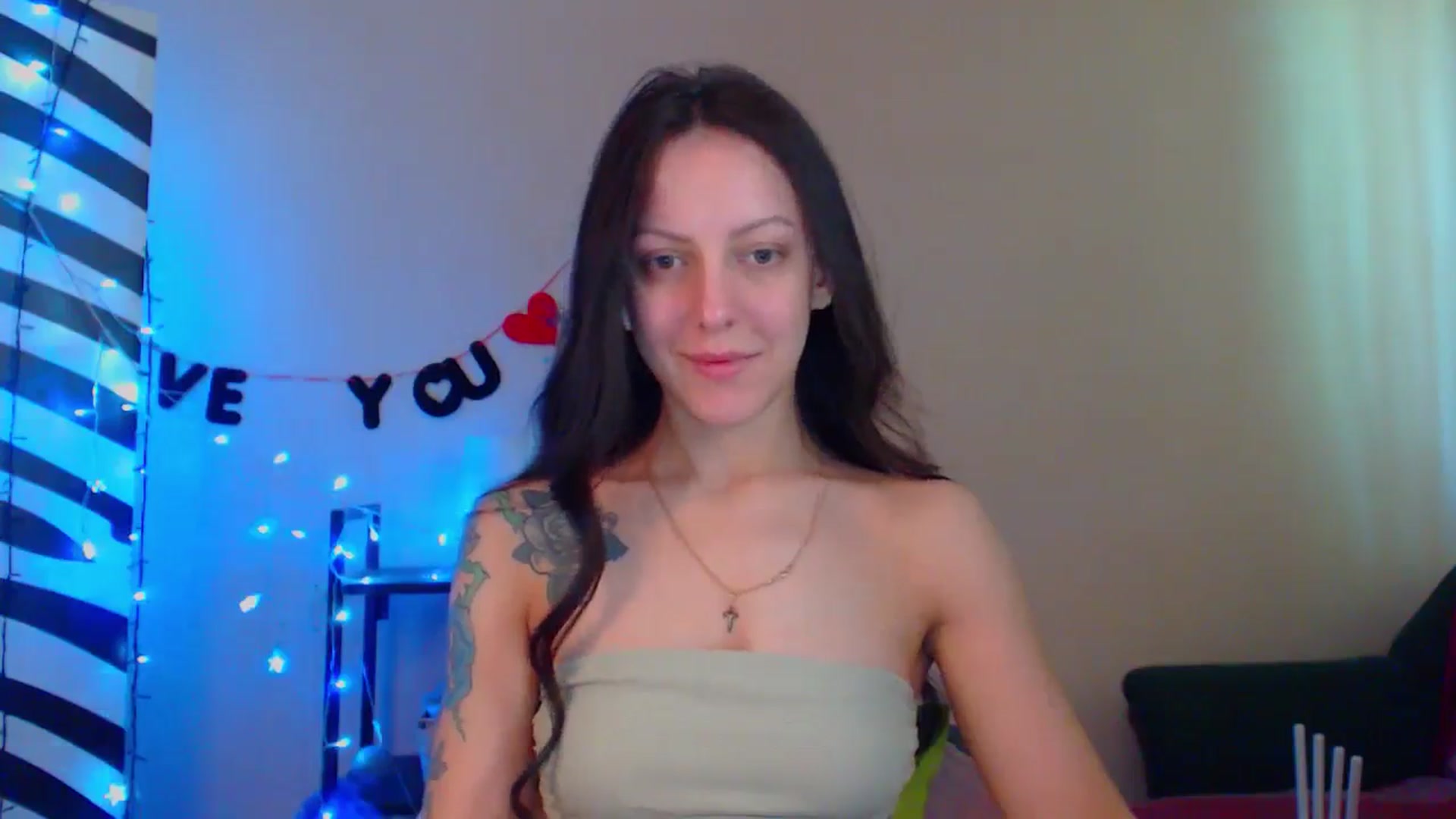 Gallery image thumbnail from Cos_Sexy's myfreecams stream on, 05/10/2024, 11:08 image 7 of 20