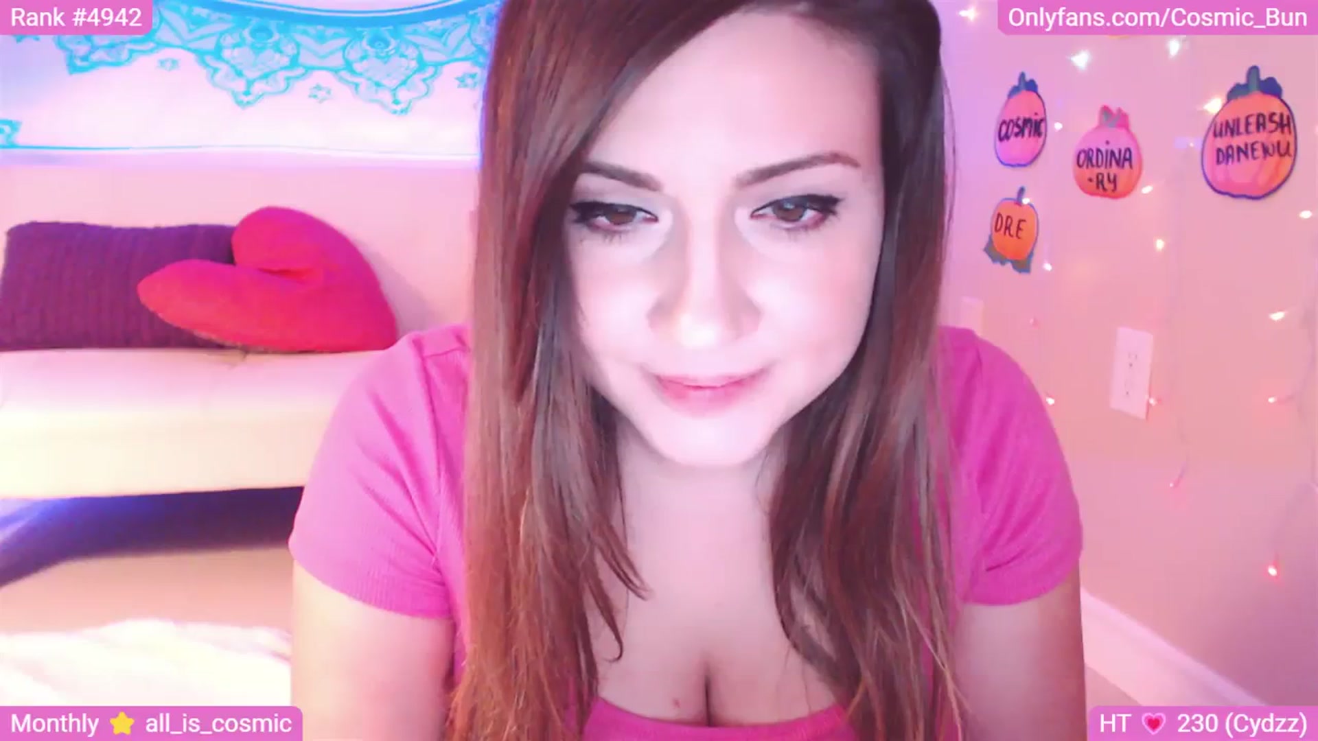 Gallery image thumbnail from CosmicBunny_'s myfreecams stream on, 10/22/2023, 08:16 image 4 of 20