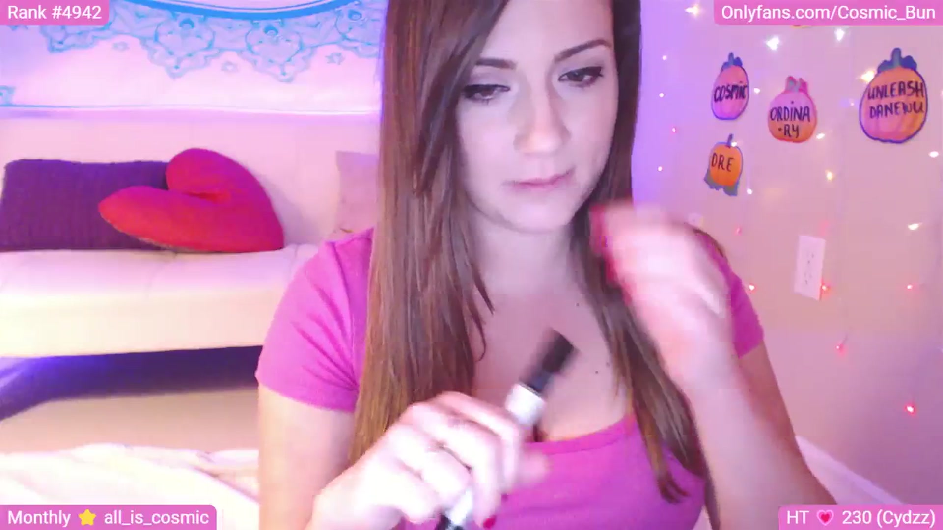 Gallery image thumbnail from CosmicBunny_'s myfreecams stream on, 10/22/2023, 08:16 image 2 of 20