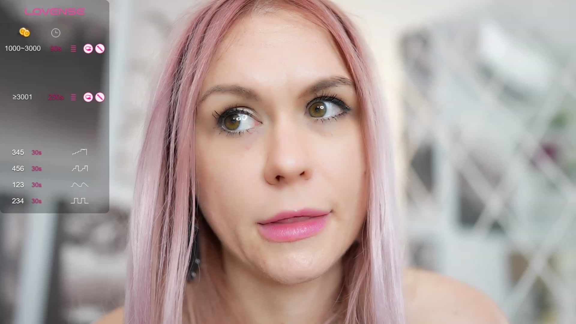 Gallery image thumbnail from CosmicJenny's myfreecams stream on, 10/30/2023, 10:56 image 19 of 20