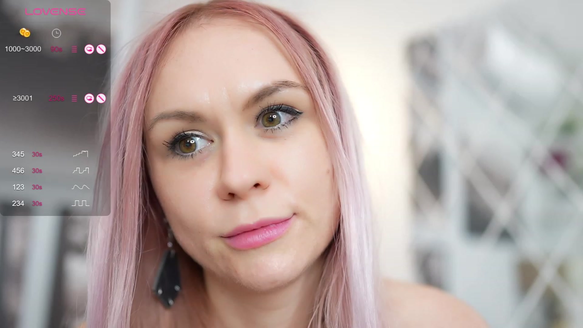 Gallery image thumbnail from CosmicJenny's myfreecams stream on, 10/30/2023, 10:56 image 12 of 20