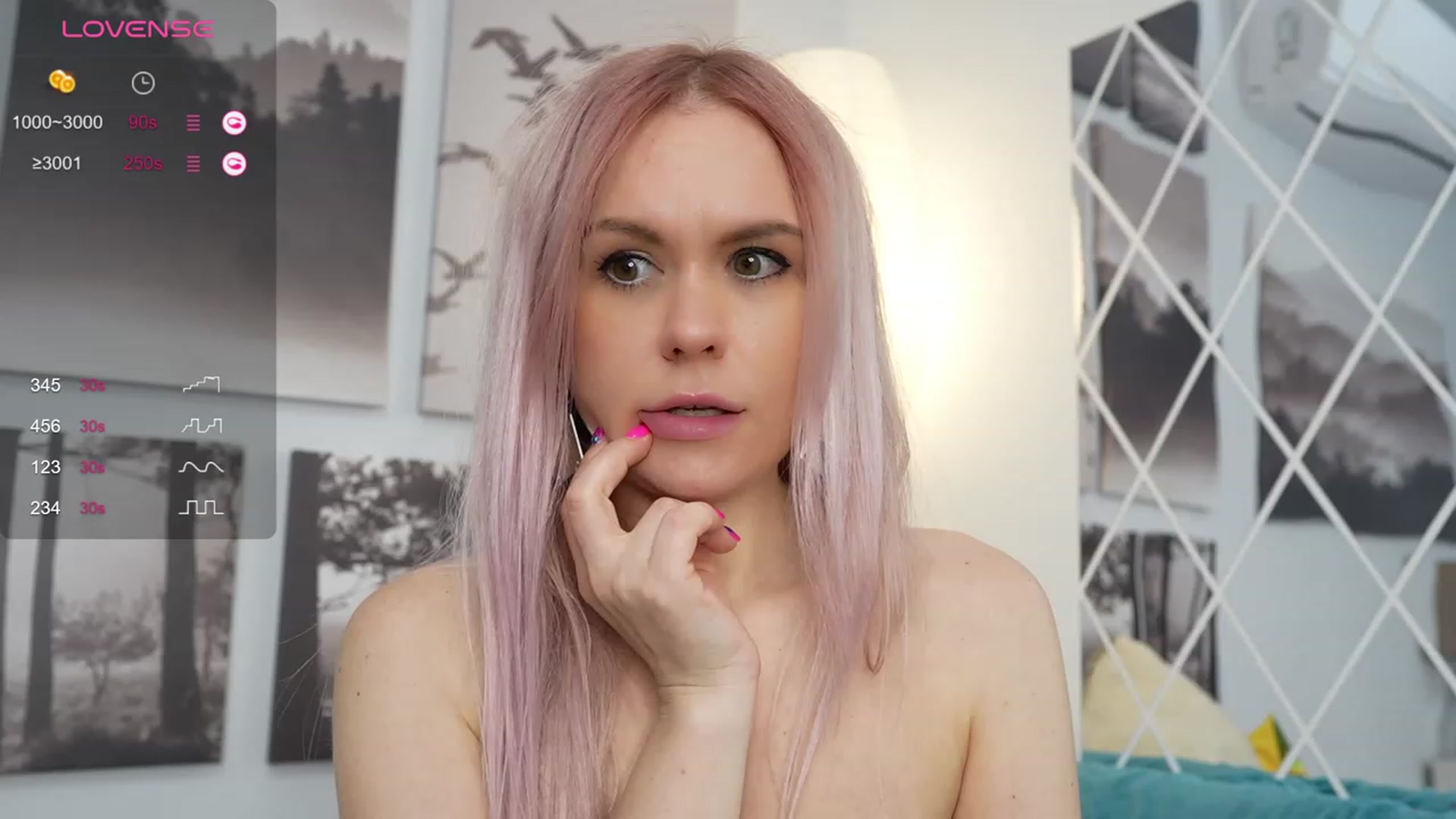 Gallery image thumbnail from CosmicJenny's myfreecams stream on, 11/02/2023, 10:50 image 19 of 20