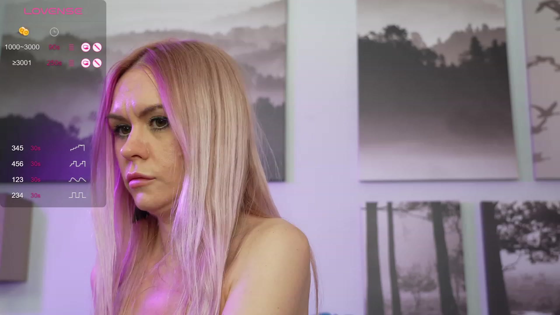 Gallery image thumbnail from CosmicJenny's myfreecams stream on, 11/04/2023, 12:05 image 1 of 20