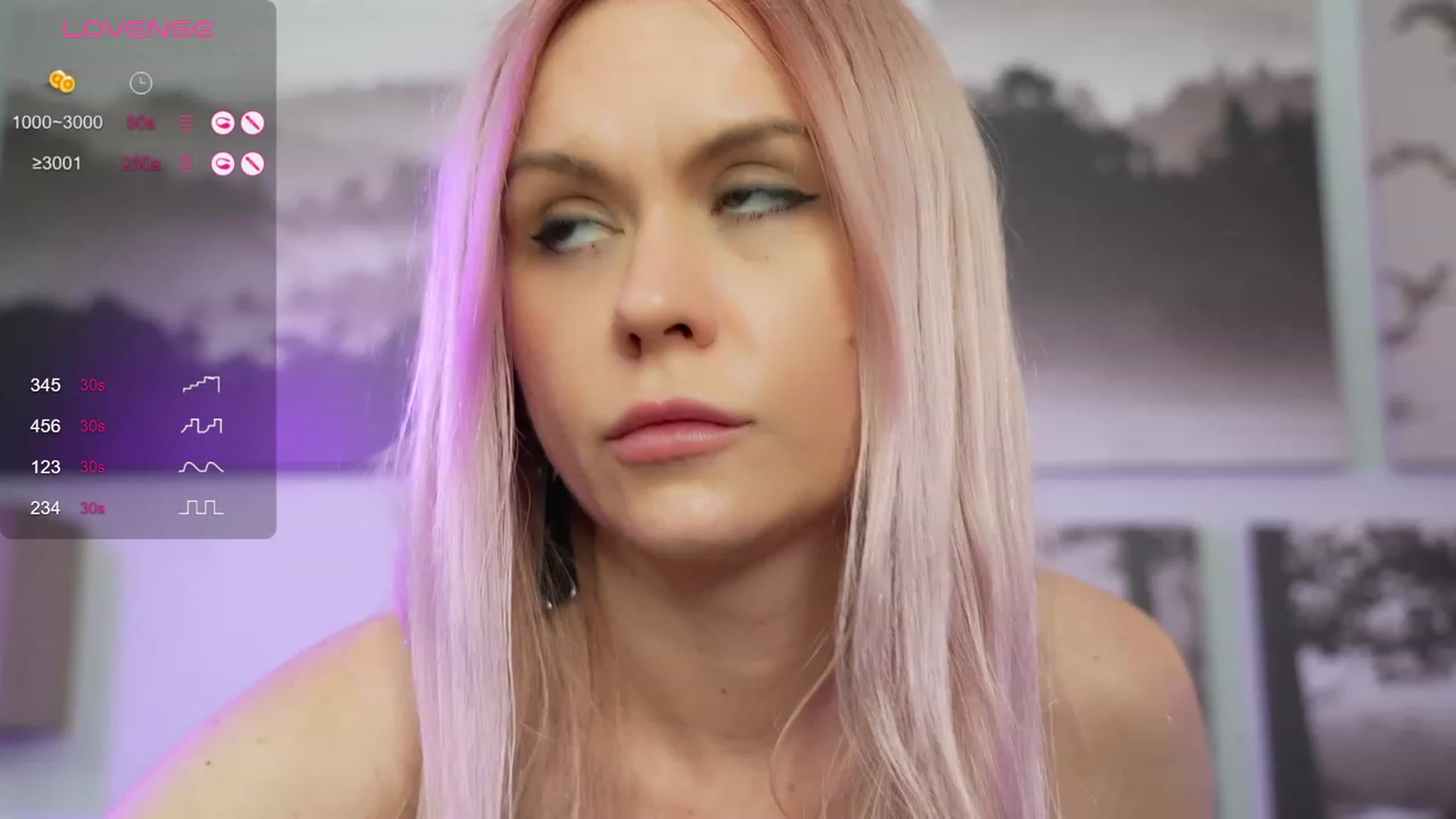 Gallery image thumbnail from CosmicJenny's myfreecams stream on, 11/04/2023, 12:05 image 2 of 20