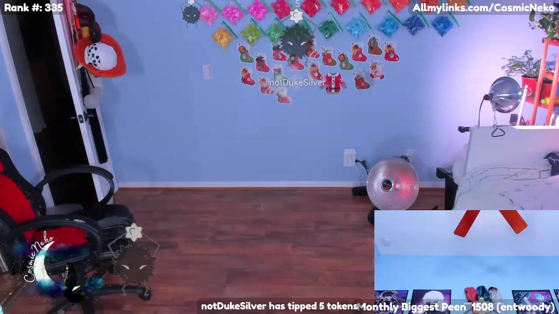 Gallery image thumbnail from CosmicNeko's myfreecams stream on, 12/11/2022, 06:39 image 9 of 20