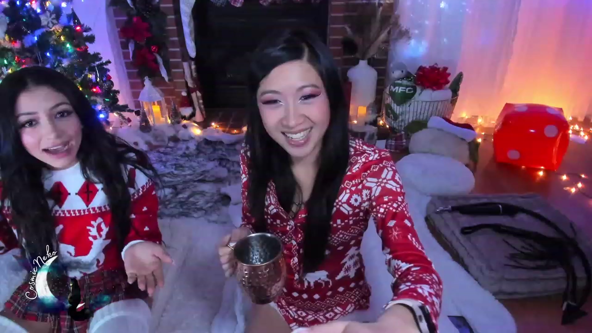 Gallery image thumbnail from CosmicNeko's myfreecams stream on, 12/15/2022, 04:53 image 11 of 20
