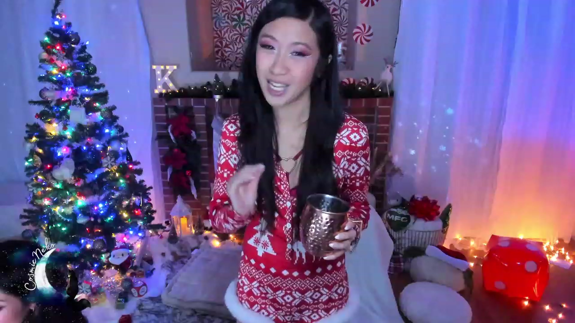 Gallery image thumbnail from CosmicNeko's myfreecams stream on, 12/15/2022, 04:53 image 18 of 20