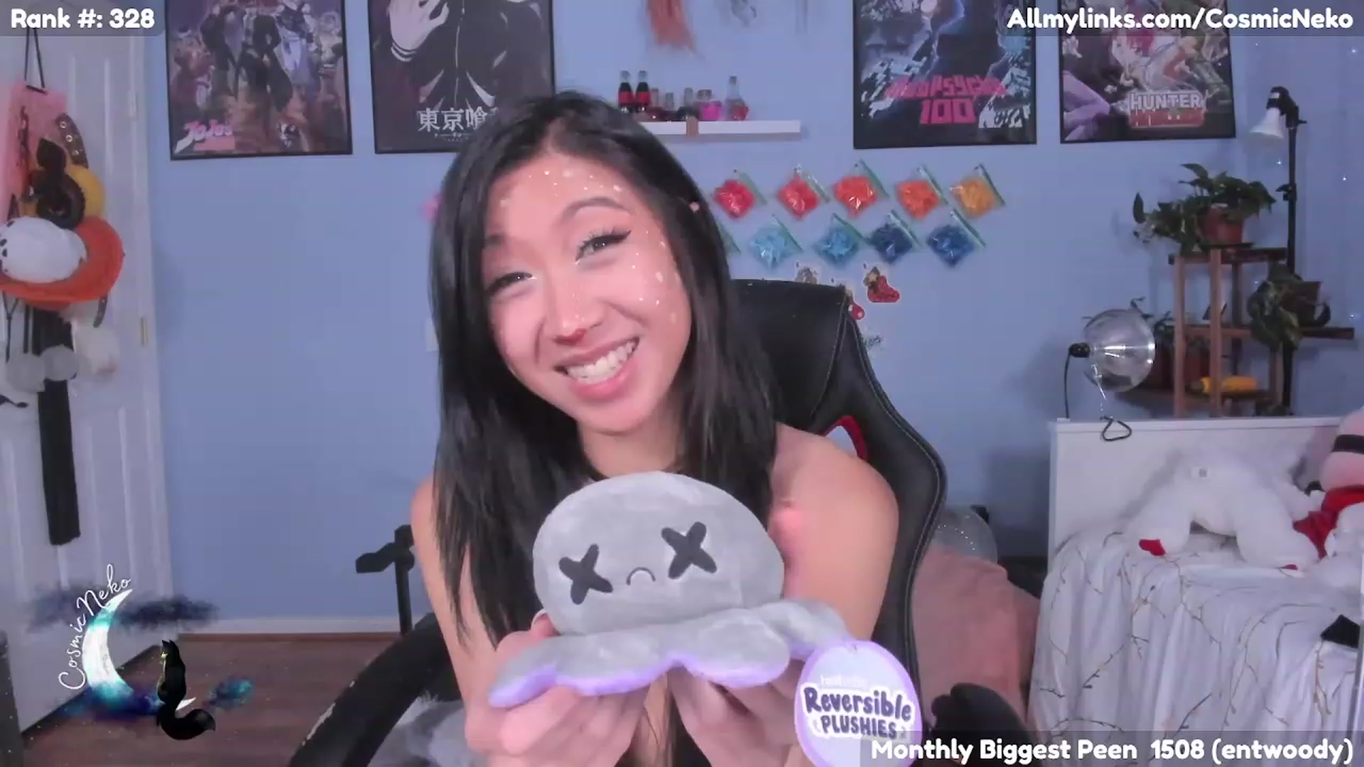 Gallery image thumbnail from CosmicNeko's myfreecams stream on, 12/18/2022, 08:32 image 1 of 20