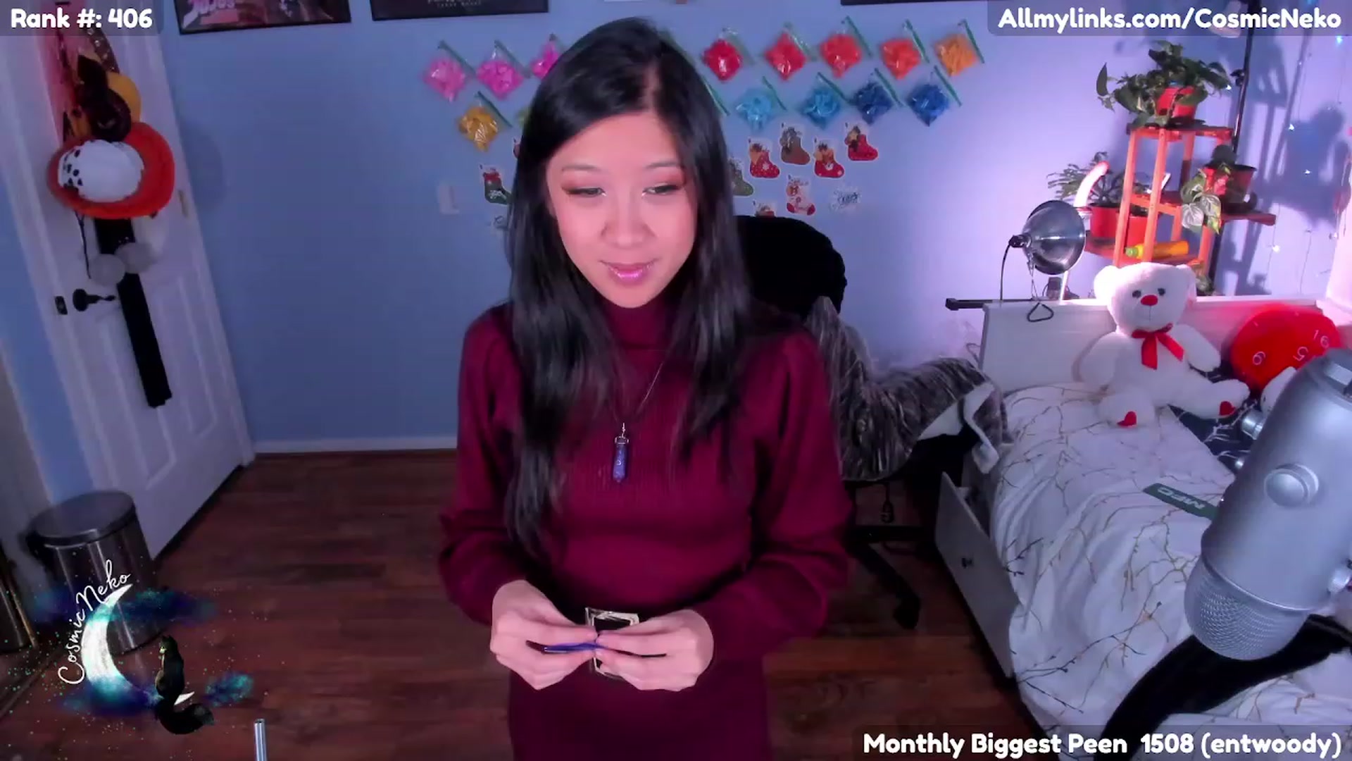 Gallery image thumbnail from CosmicNeko's myfreecams stream on, 12/23/2022, 07:58 image 4 of 20