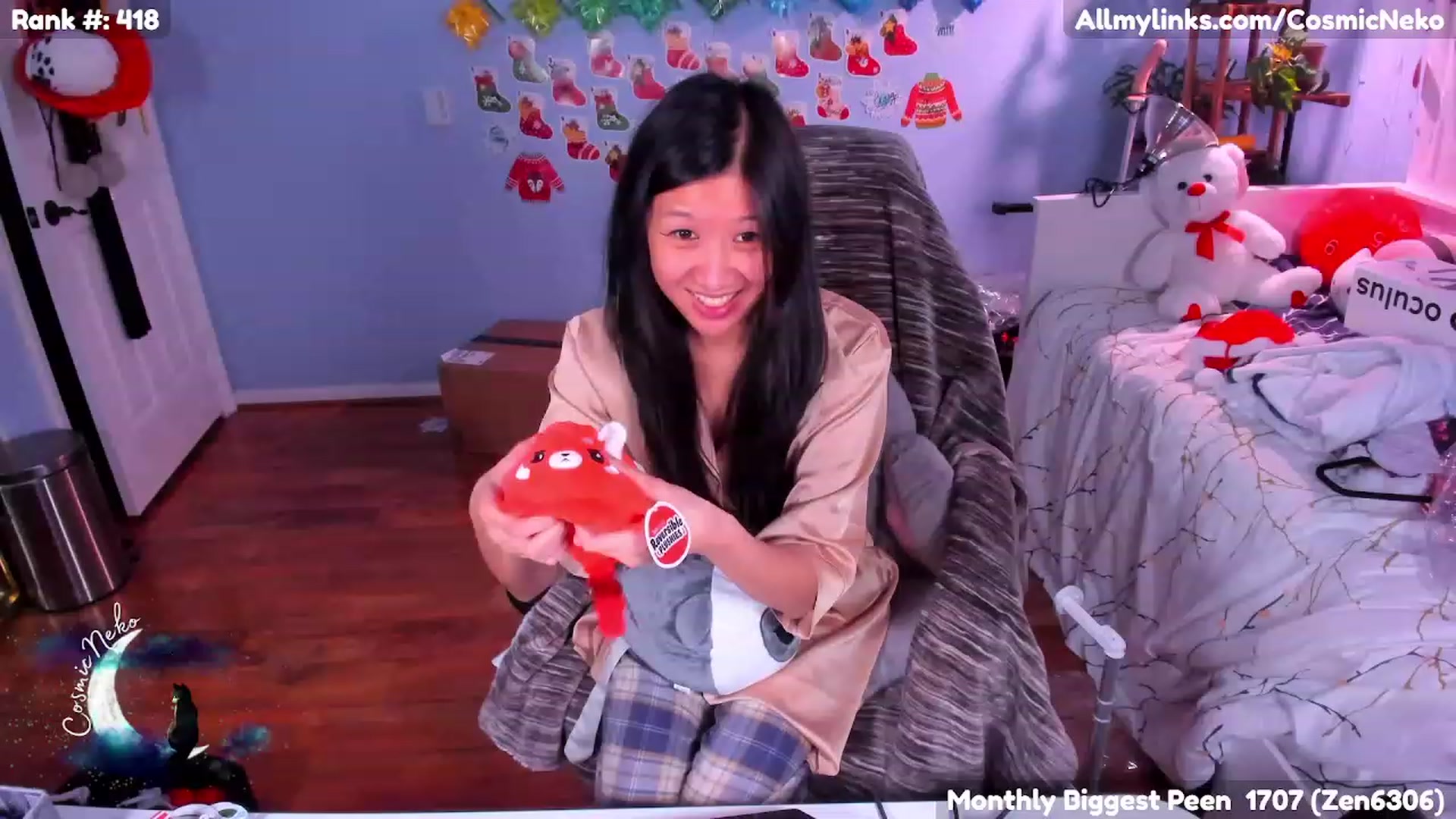 Gallery image thumbnail from CosmicNeko's myfreecams stream on, 12/31/2022, 03:38 image 4 of 20