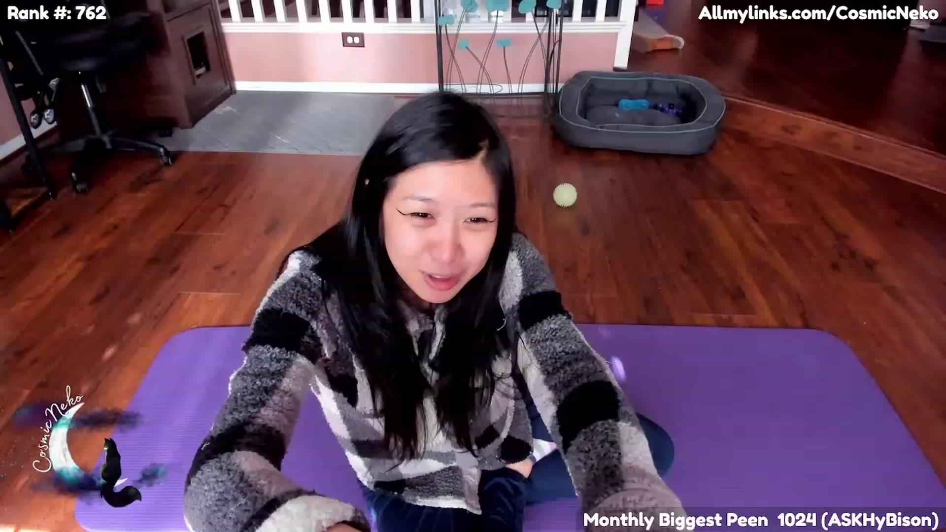 Gallery image thumbnail from CosmicNeko's myfreecams stream on, 02/04/2023, 19:52 image 10 of 20