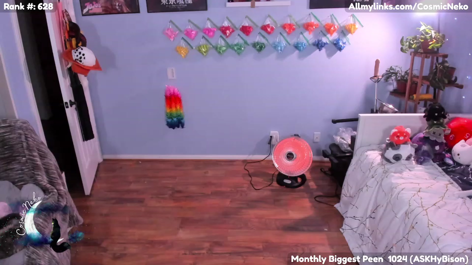 Gallery image thumbnail from CosmicNeko's myfreecams stream on, 02/05/2023, 07:21 image 15 of 20