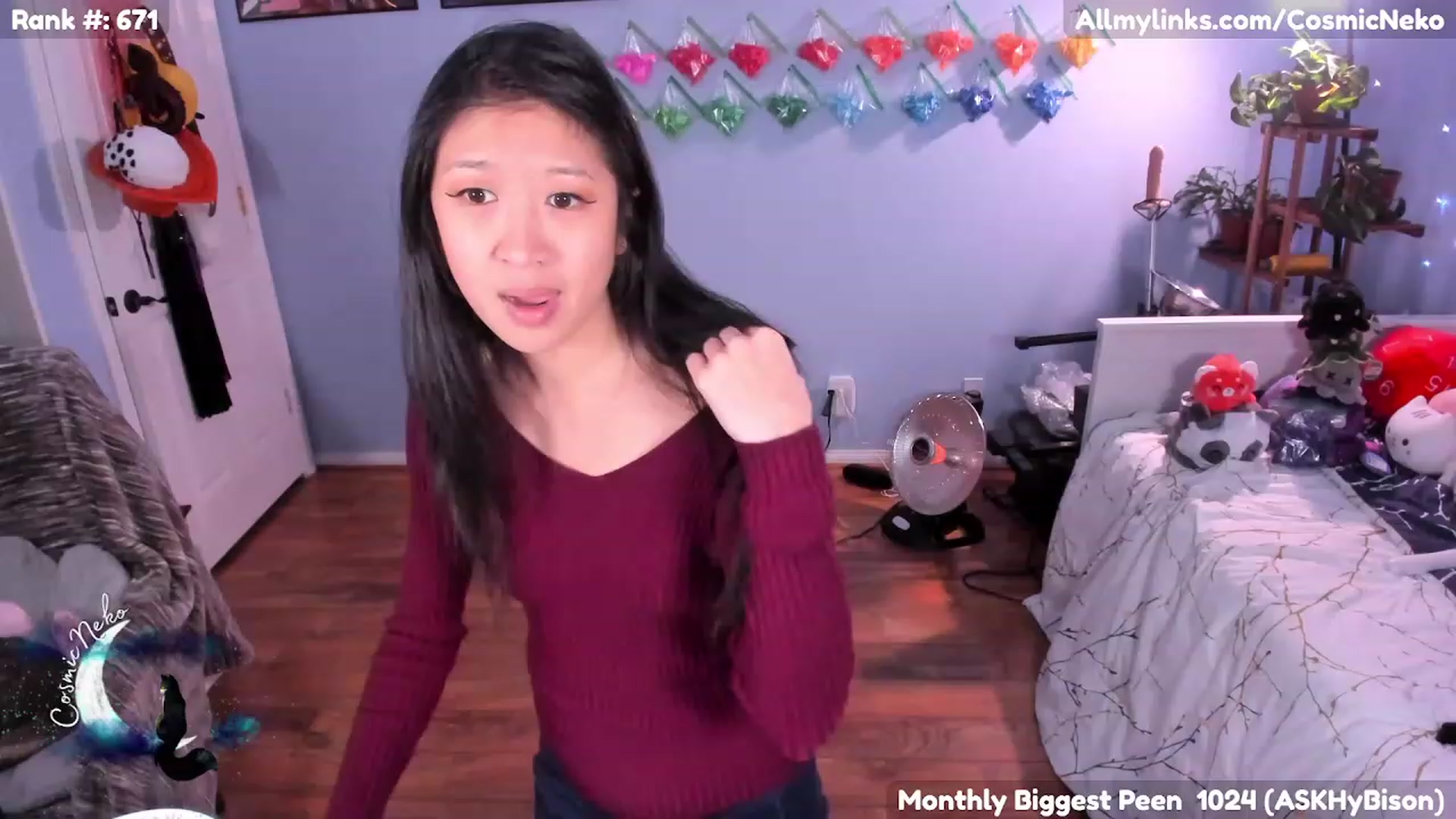 Gallery image thumbnail from CosmicNeko's myfreecams stream on, 02/05/2023, 07:21 image 11 of 20