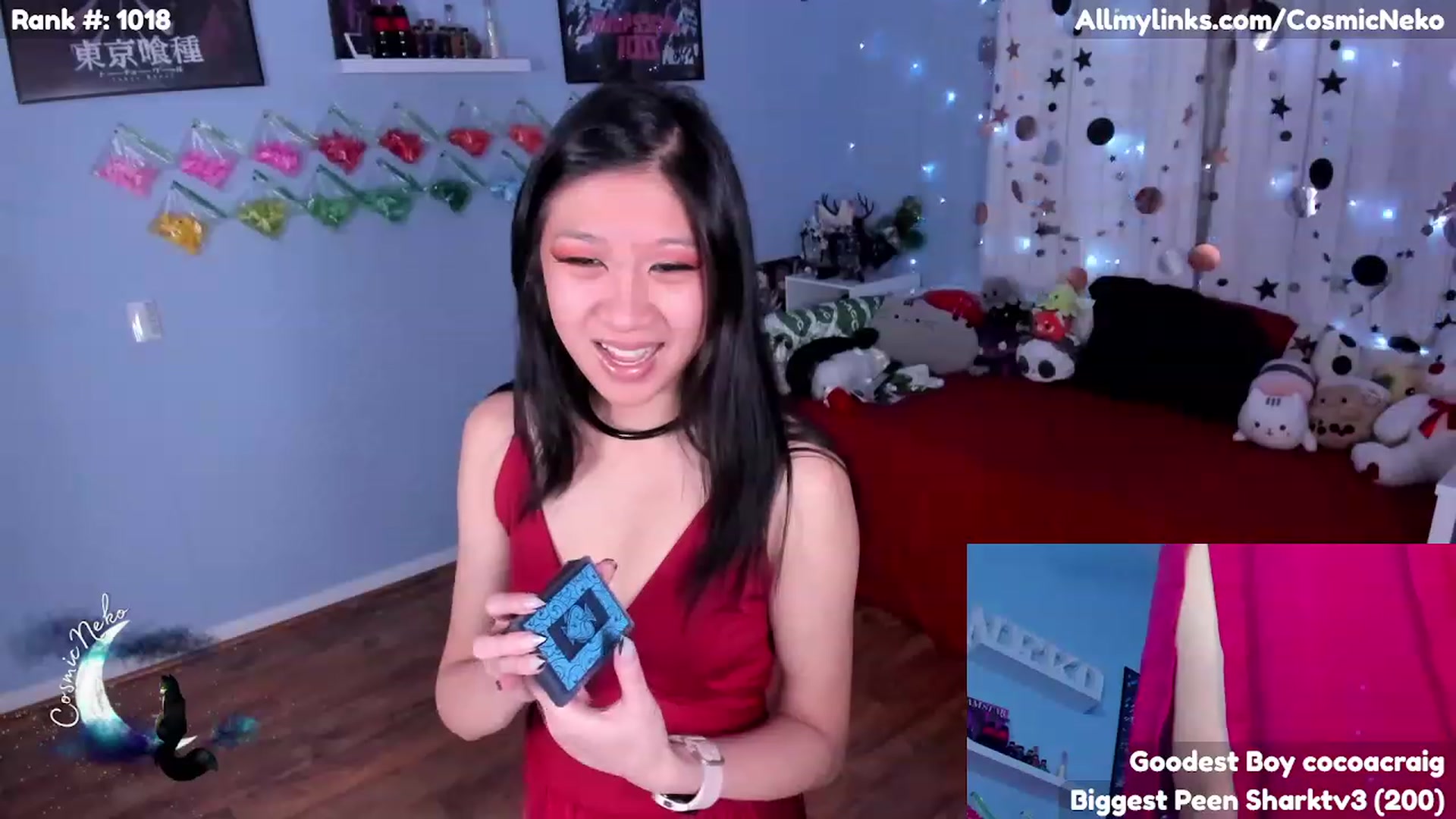 Gallery image thumbnail from CosmicNeko's myfreecams stream on, 02/17/2023, 05:32 image 12 of 20