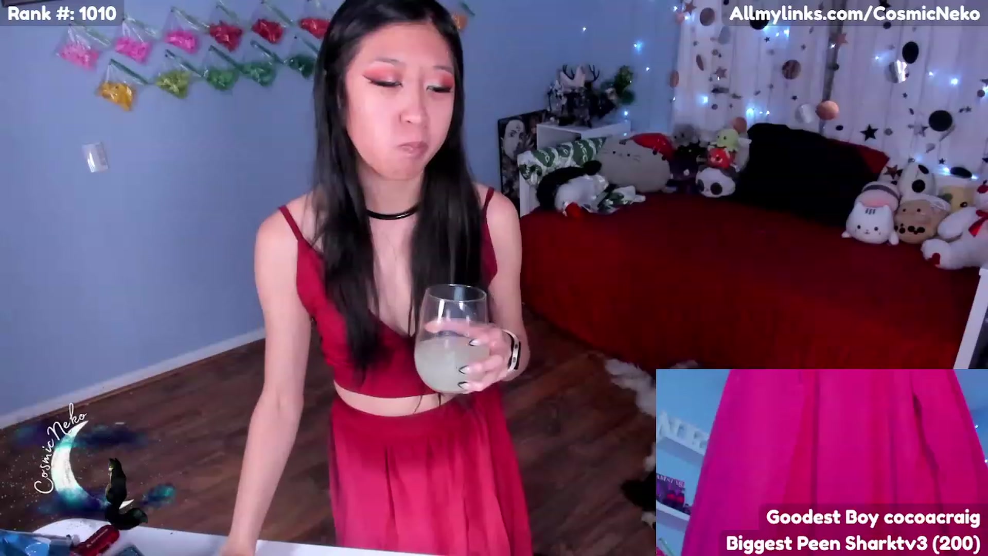 Gallery image thumbnail from CosmicNeko's myfreecams stream on, 02/17/2023, 05:32 image 18 of 20