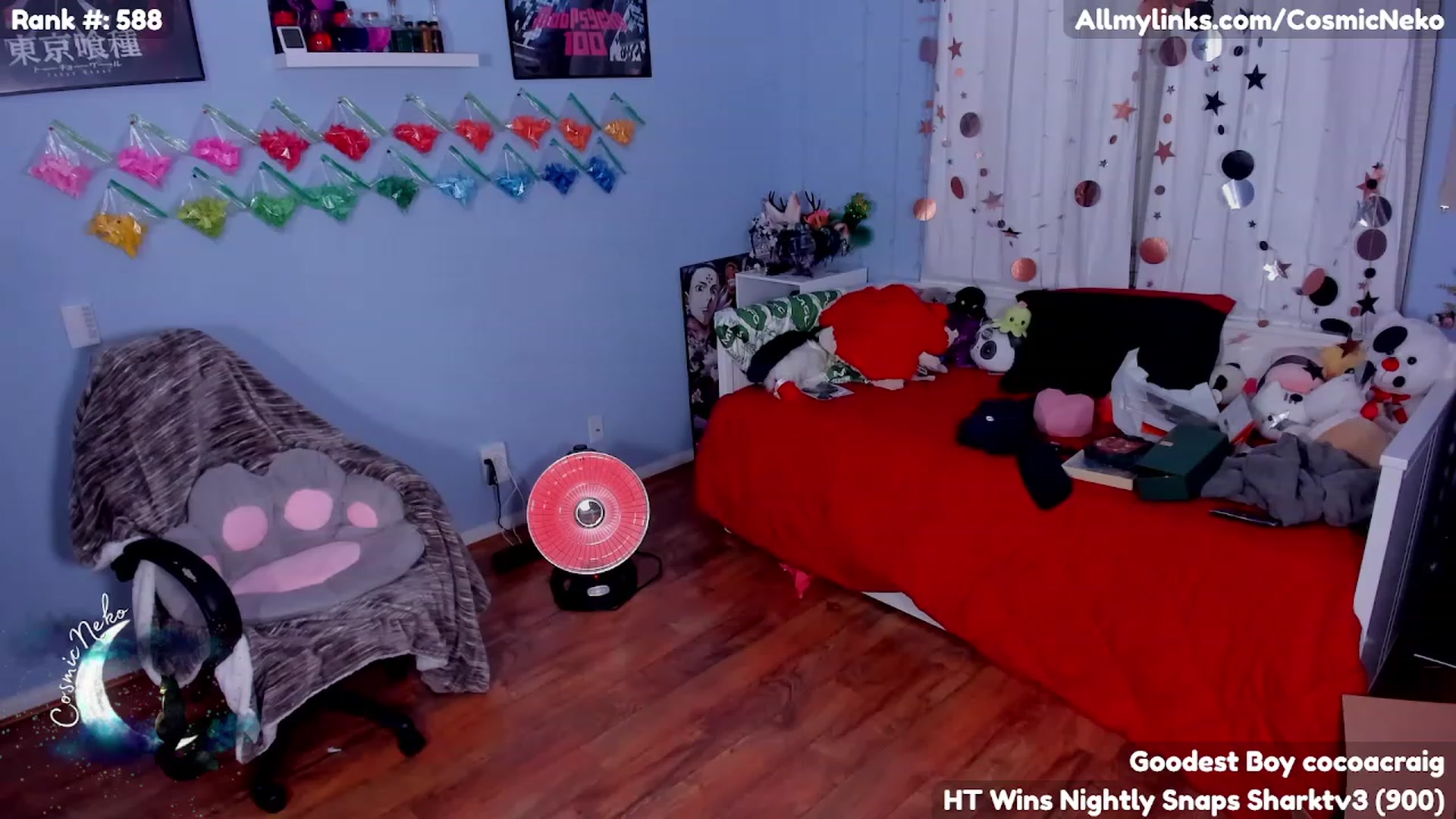 Gallery image thumbnail from CosmicNeko's myfreecams stream on, 03/01/2023, 06:36 image 15 of 20
