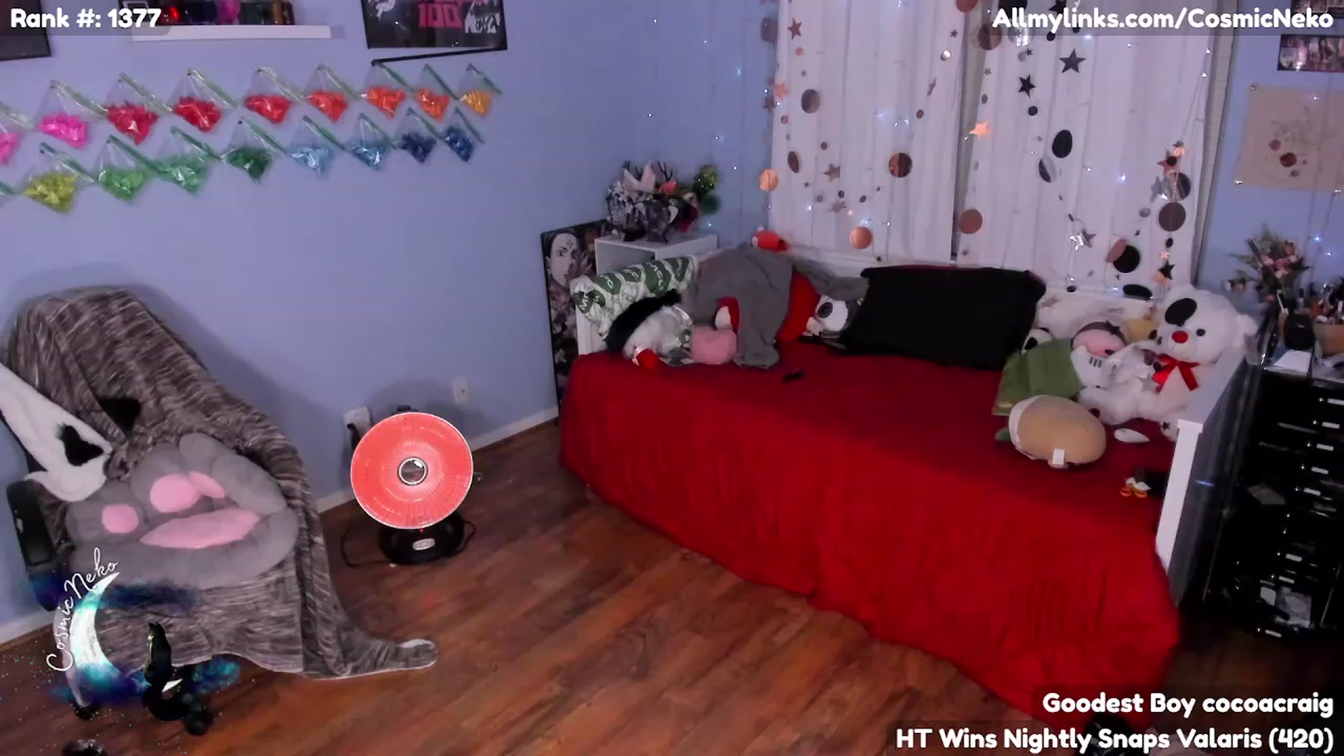 Gallery image thumbnail from CosmicNeko's myfreecams stream on, 03/24/2023, 04:32 image 7 of 20