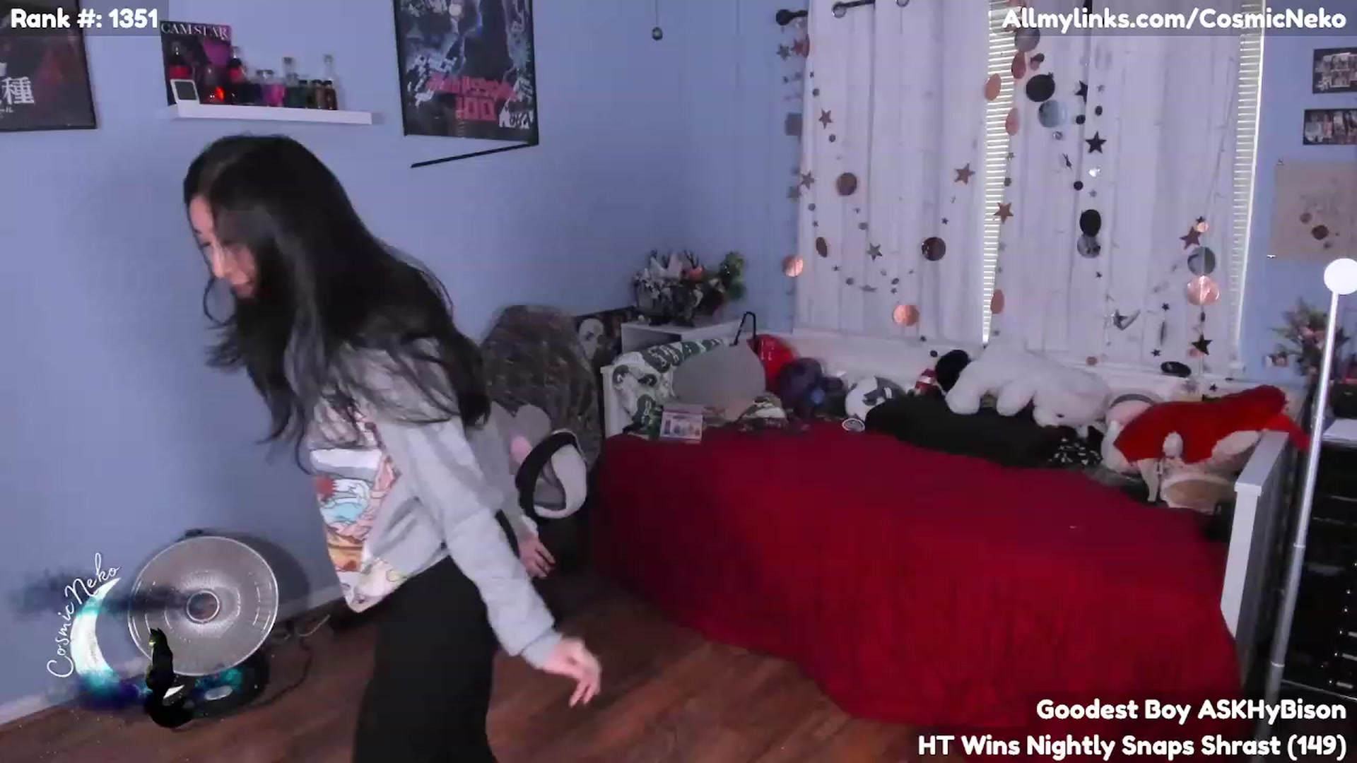 Gallery image thumbnail from CosmicNeko's myfreecams stream on, 04/07/2023, 21:58 image 13 of 20