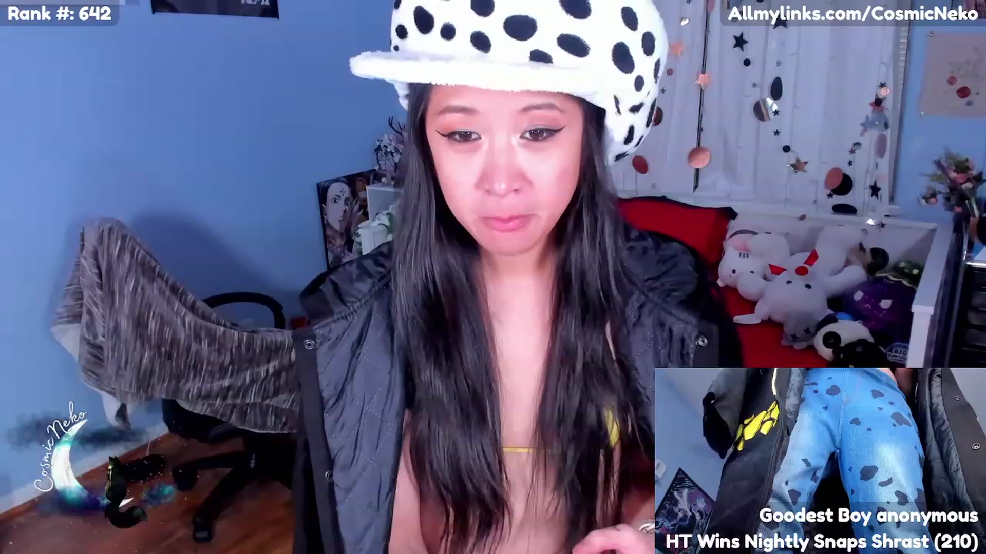 Gallery image thumbnail from CosmicNeko's myfreecams stream on, 04/25/2023, 04:16 image 18 of 20