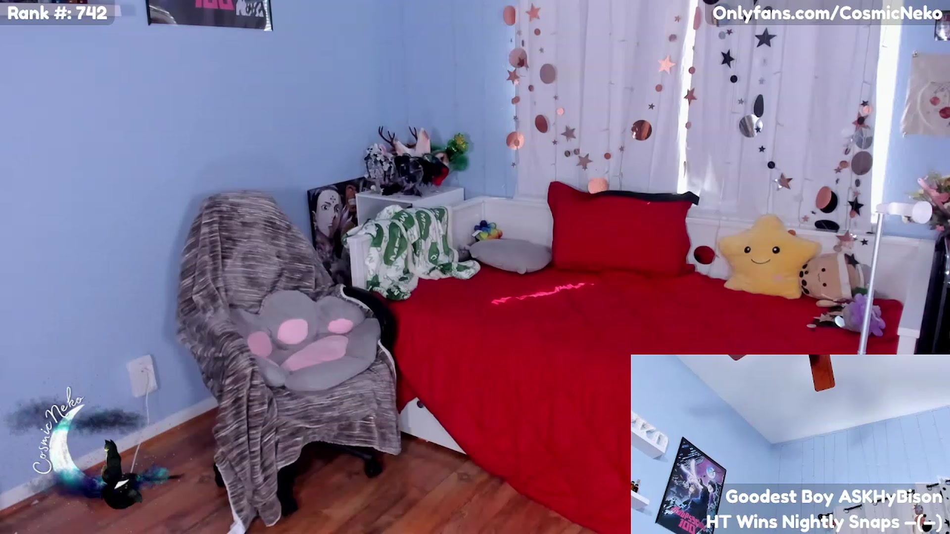 Gallery image thumbnail from CosmicNeko's myfreecams stream on, 05/05/2023, 19:35 image 1 of 20