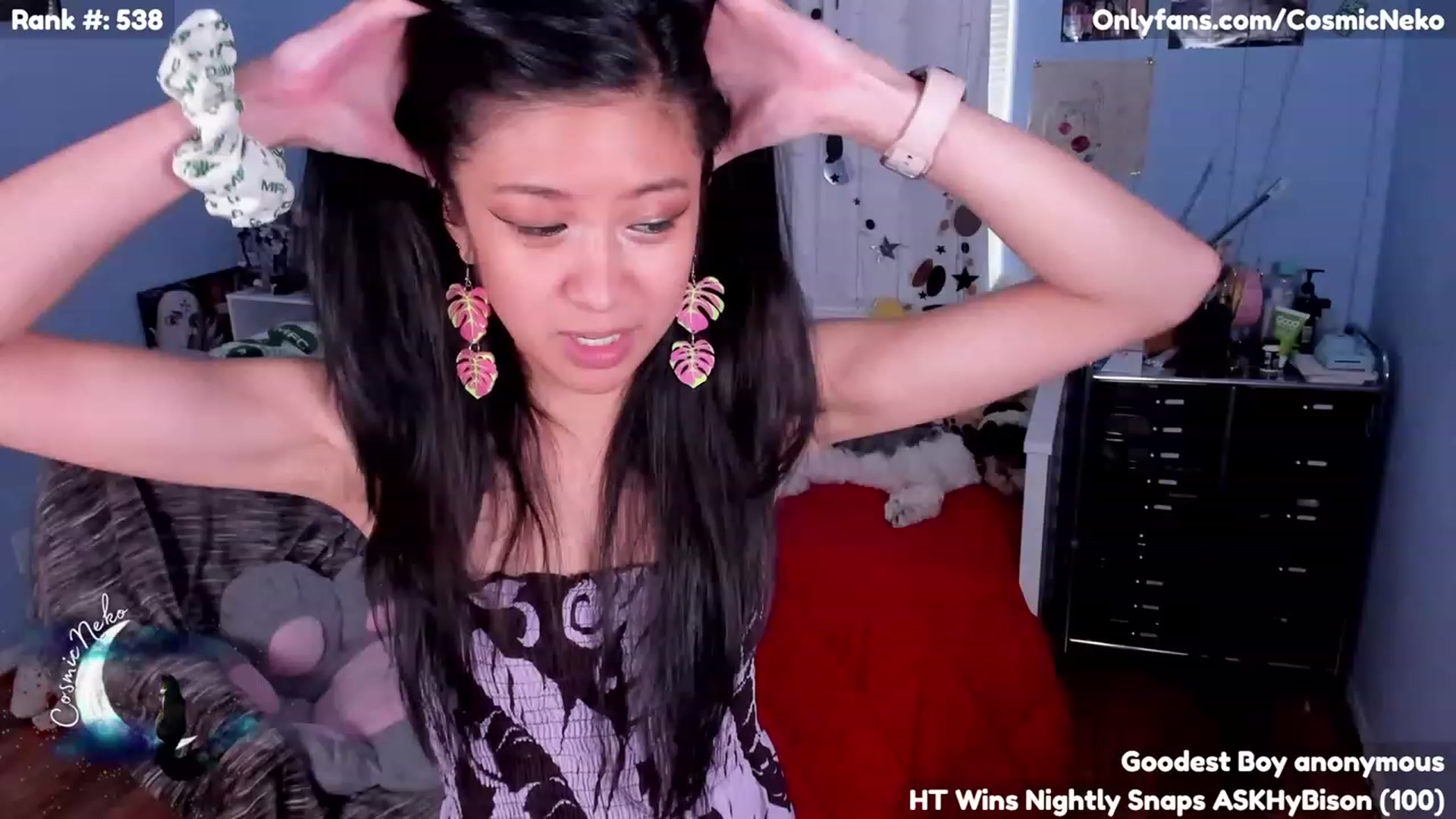 Gallery image thumbnail from CosmicNeko's myfreecams stream on, 05/18/2023, 19:01 image 2 of 20
