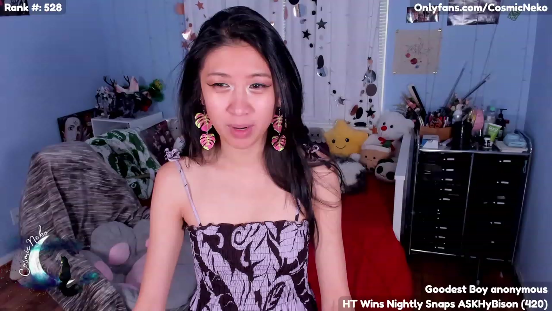 Gallery image thumbnail from CosmicNeko's myfreecams stream on, 05/18/2023, 19:01 image 13 of 20