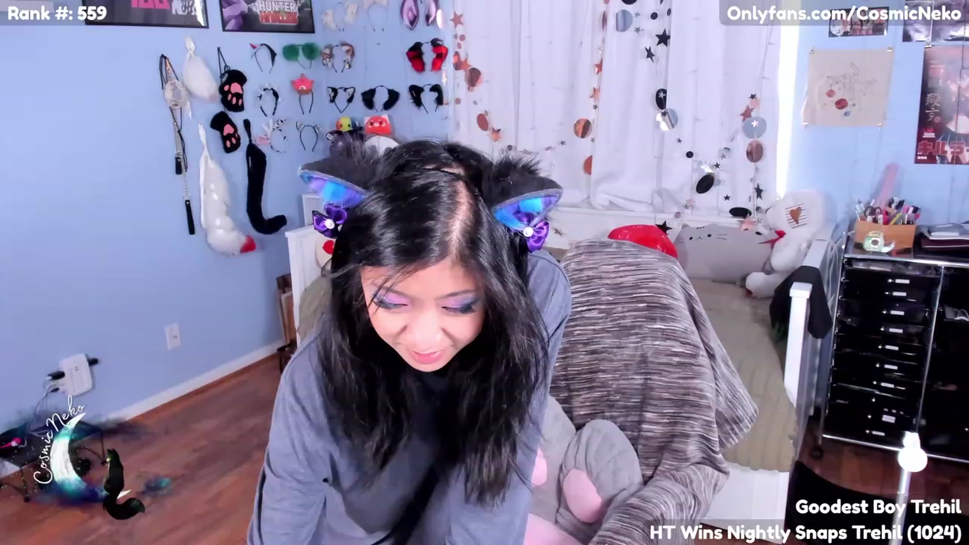 Gallery image thumbnail from CosmicNeko's myfreecams stream on, 07/01/2023, 18:00 image 6 of 20