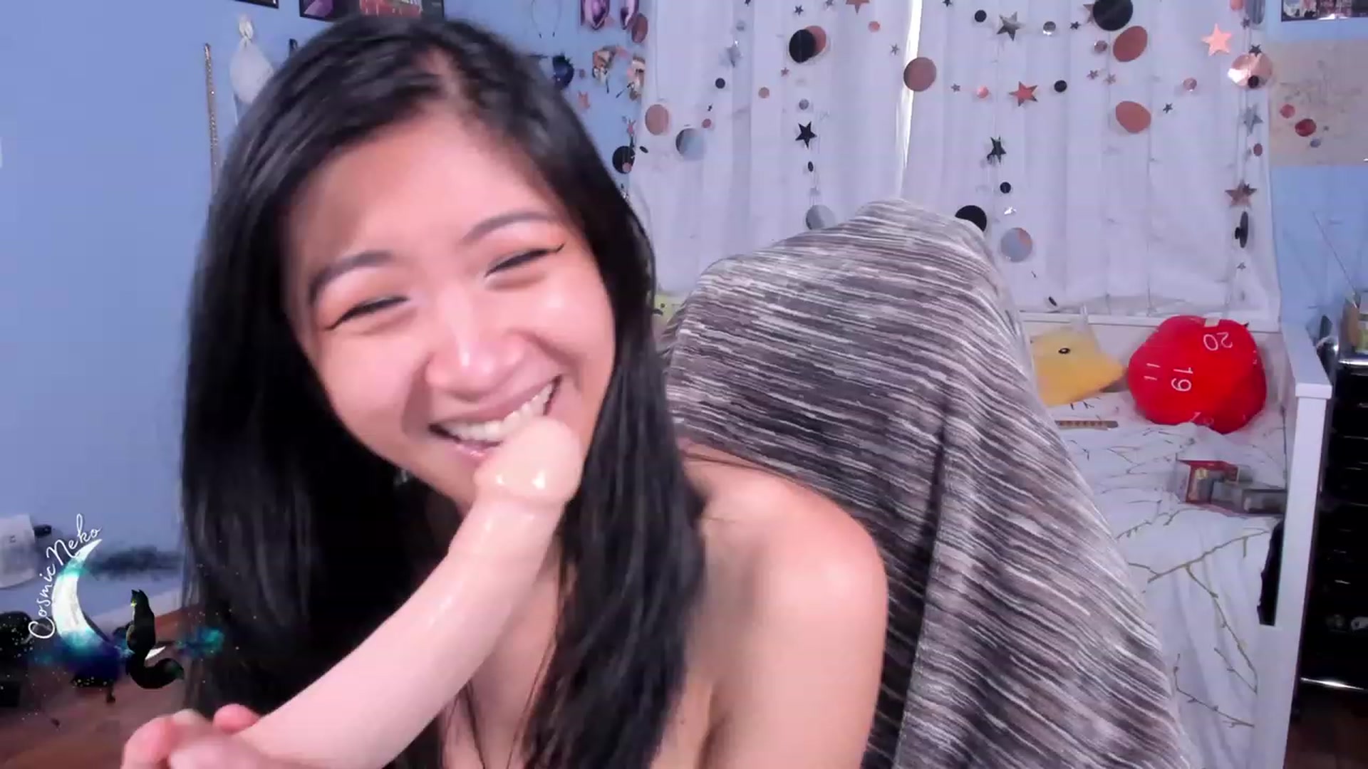 Gallery image thumbnail from CosmicNeko's myfreecams stream on, 08/11/2023, 20:51 image 17 of 20