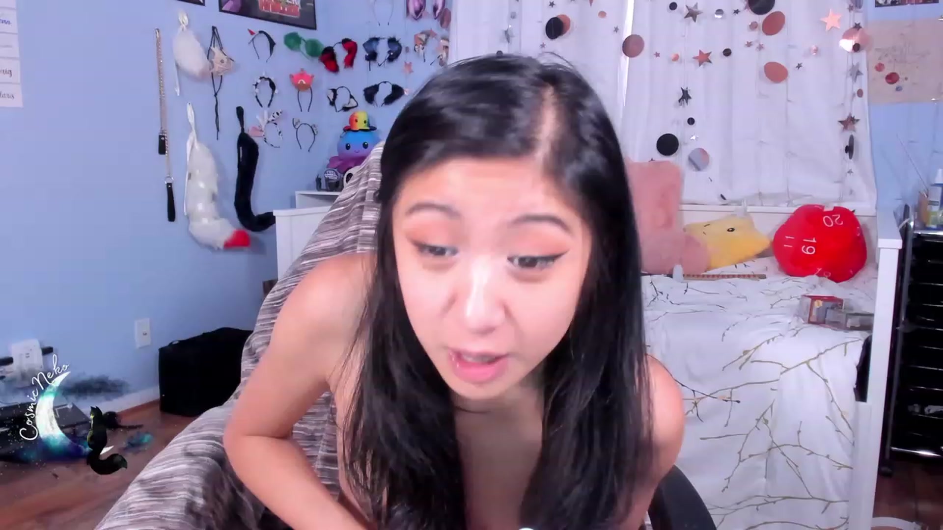 Gallery image thumbnail from CosmicNeko's myfreecams stream on, 08/11/2023, 20:51 image 9 of 20