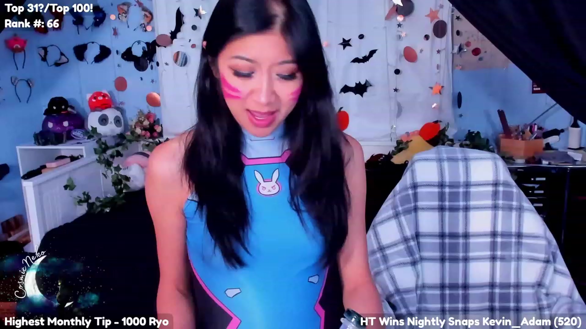 Gallery image thumbnail from CosmicNeko's myfreecams stream on, 10/03/2023, 03:12 image 10 of 20
