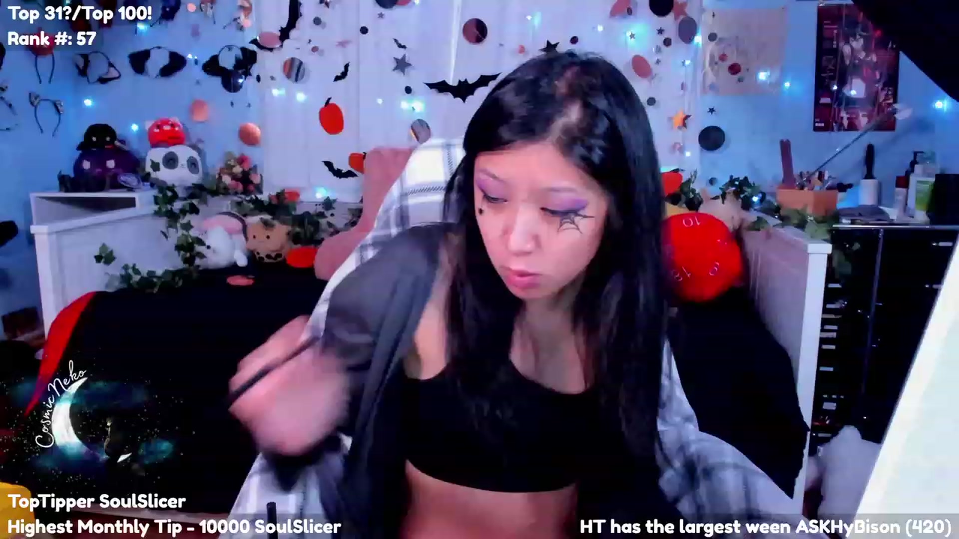 Gallery image thumbnail from CosmicNeko's myfreecams stream on, 10/03/2023, 19:06 image 5 of 20