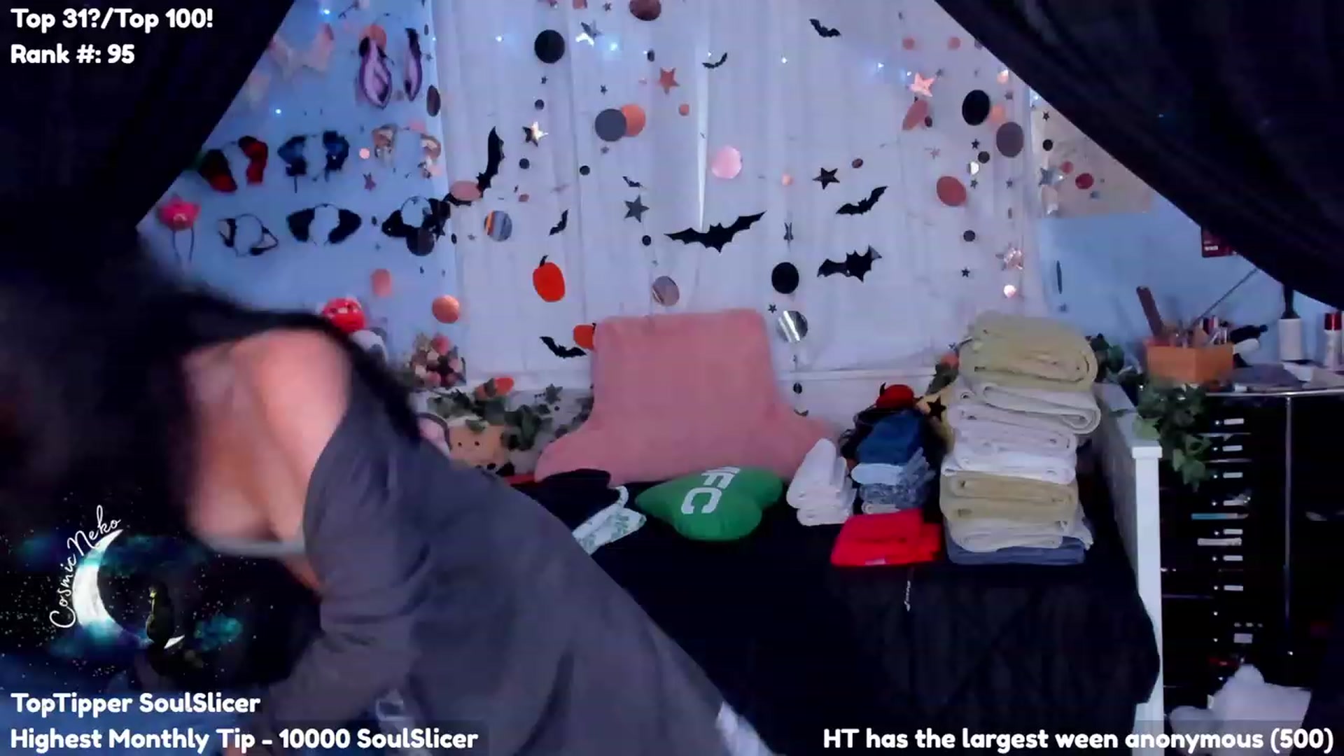 Gallery image thumbnail from CosmicNeko's myfreecams stream on, 10/05/2023, 20:21 image 9 of 20