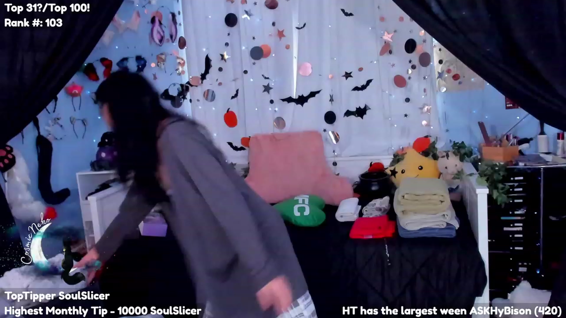 Gallery image thumbnail from CosmicNeko's myfreecams stream on, 10/05/2023, 20:21 image 5 of 20
