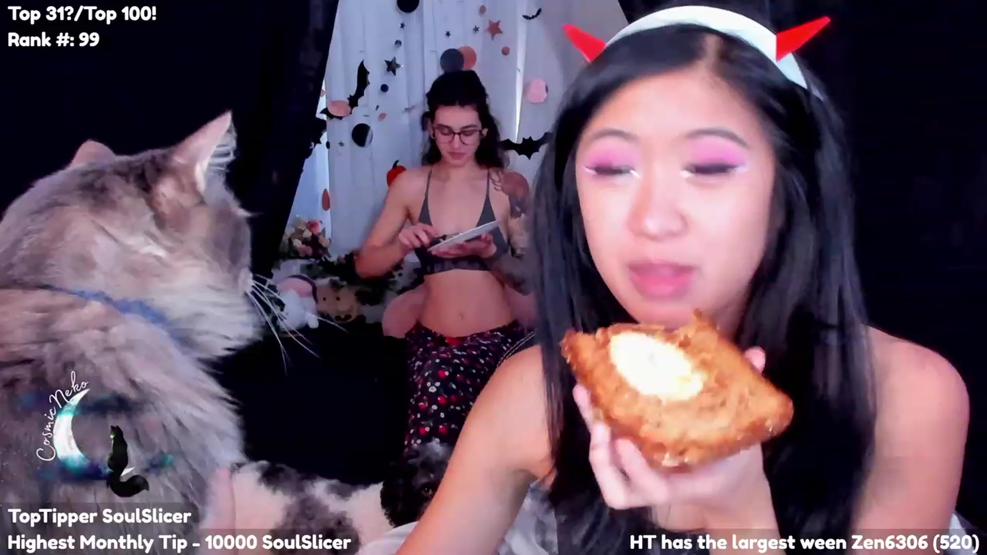 Gallery image thumbnail from CosmicNeko's myfreecams stream on, 10/06/2023, 19:12 image 8 of 20