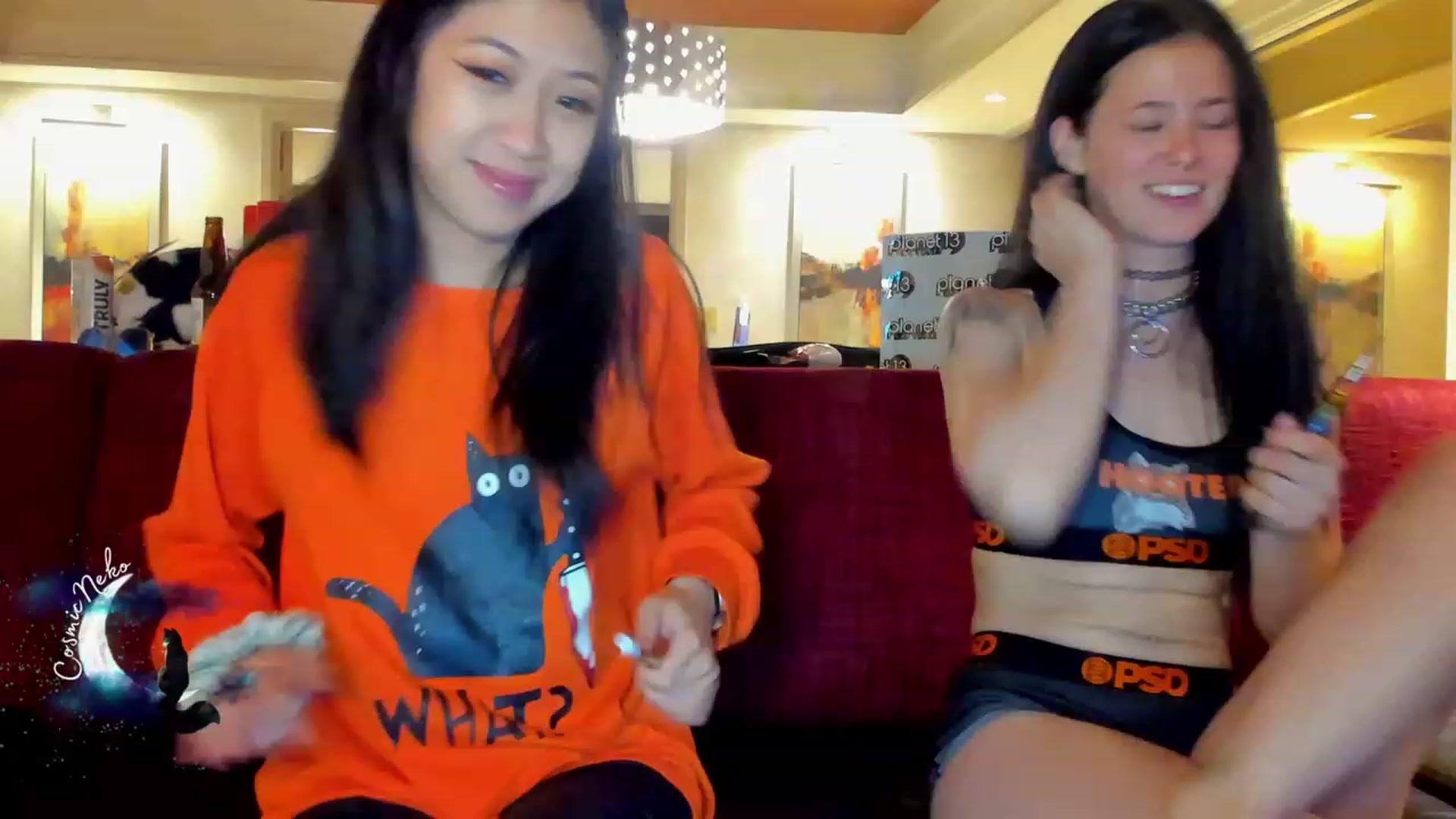 Gallery image thumbnail from CosmicNeko's myfreecams stream on, 10/09/2023, 04:59 image 2 of 20