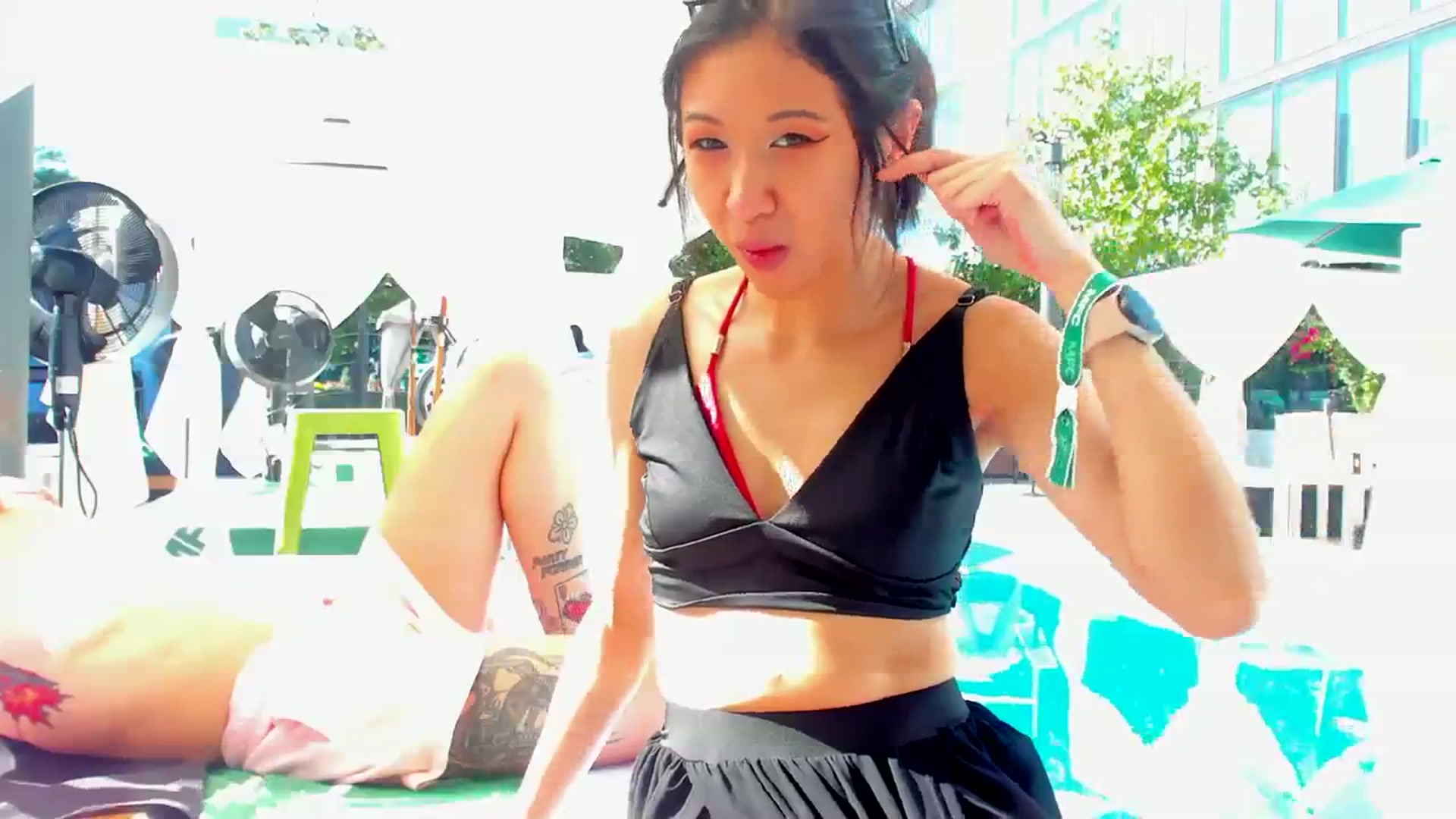 Gallery image thumbnail from CosmicNeko's myfreecams stream on, 10/10/2023, 17:38 image 5 of 20
