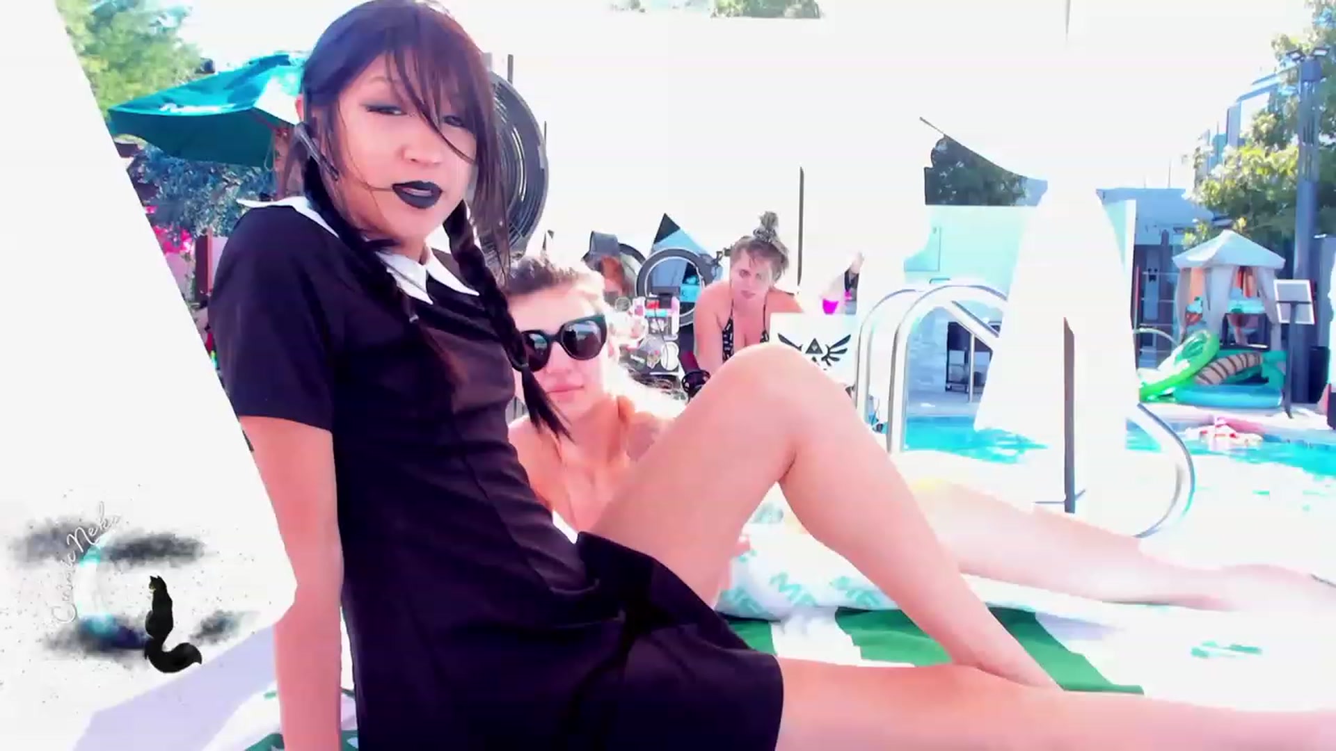 Gallery image thumbnail from CosmicNeko's myfreecams stream on, 10/11/2023, 22:22 image 15 of 20