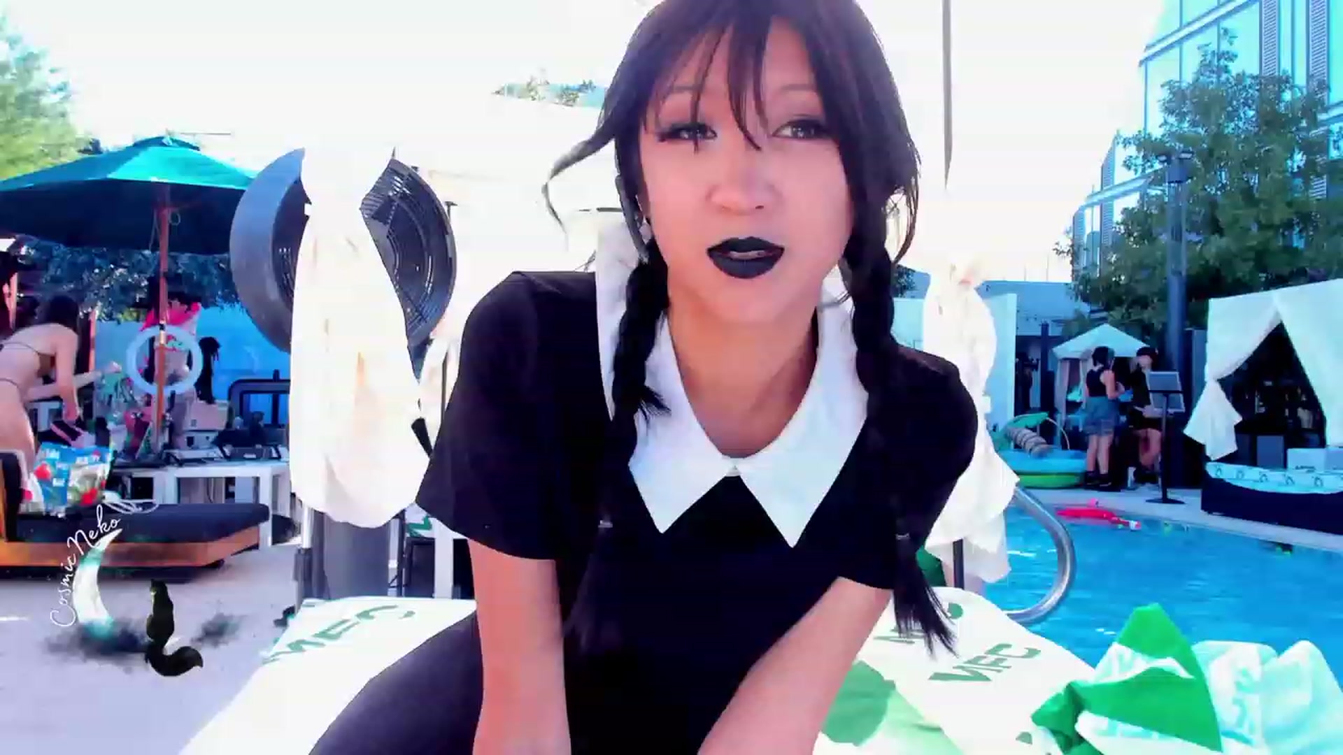 Gallery image thumbnail from CosmicNeko's myfreecams stream on, 10/11/2023, 23:12 image 10 of 20