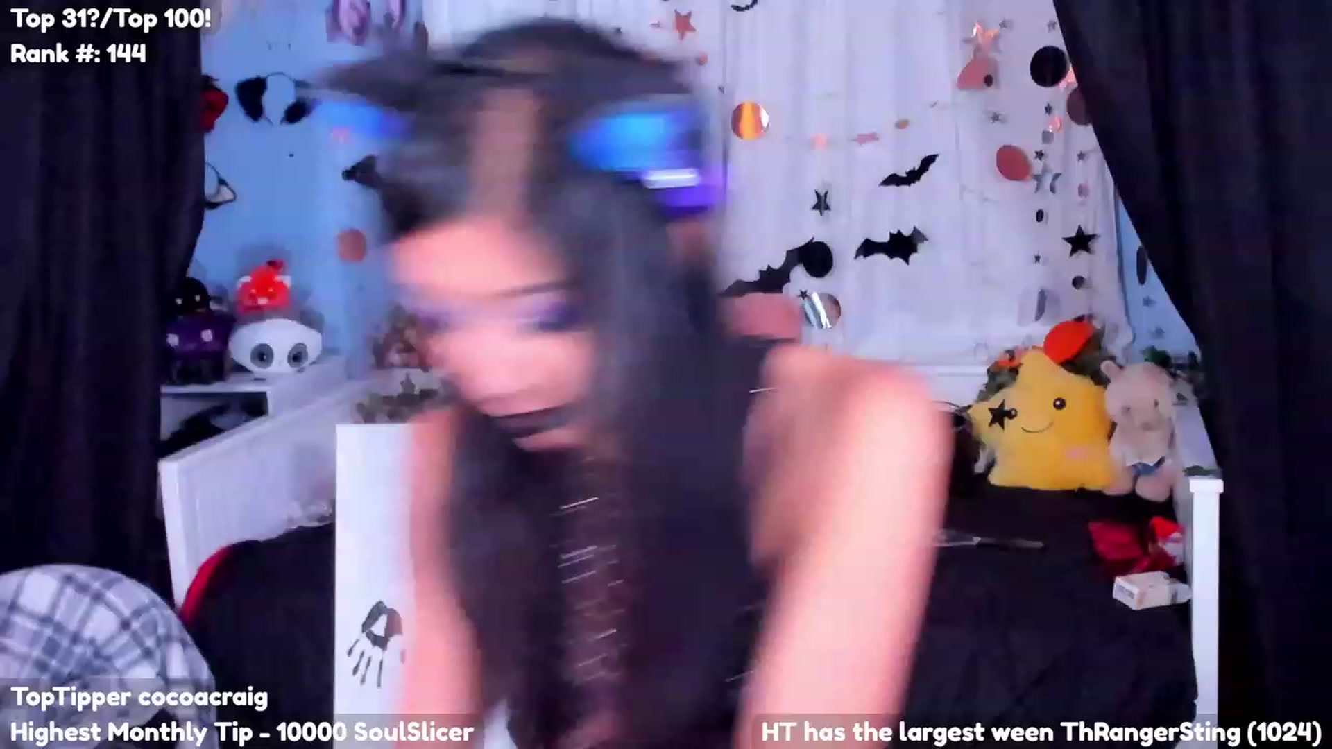 Gallery image thumbnail from CosmicNeko's myfreecams stream on, 10/25/2023, 05:13 image 3 of 20