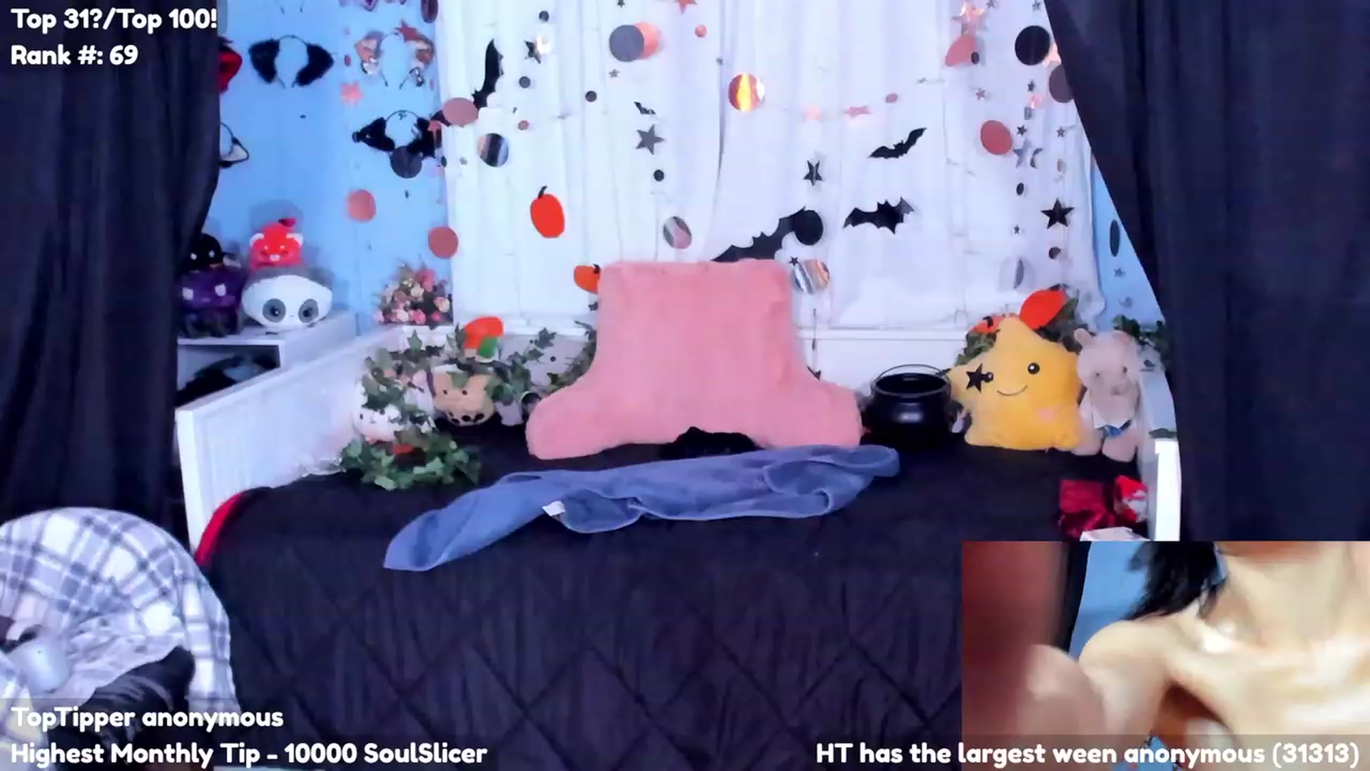 Gallery image thumbnail from CosmicNeko's myfreecams stream on, 10/25/2023, 07:15 image 3 of 20