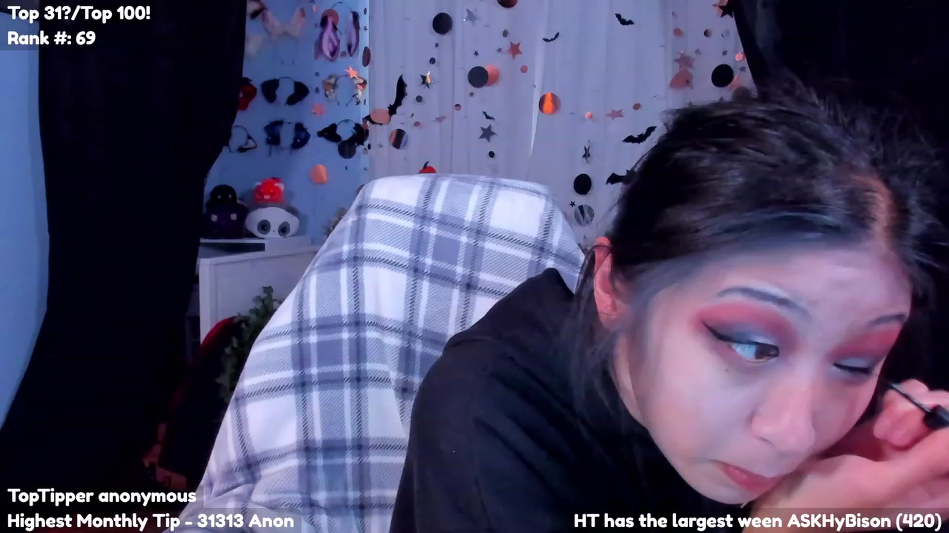 Gallery image thumbnail from CosmicNeko's myfreecams stream on, 10/26/2023, 22:00 image 16 of 20