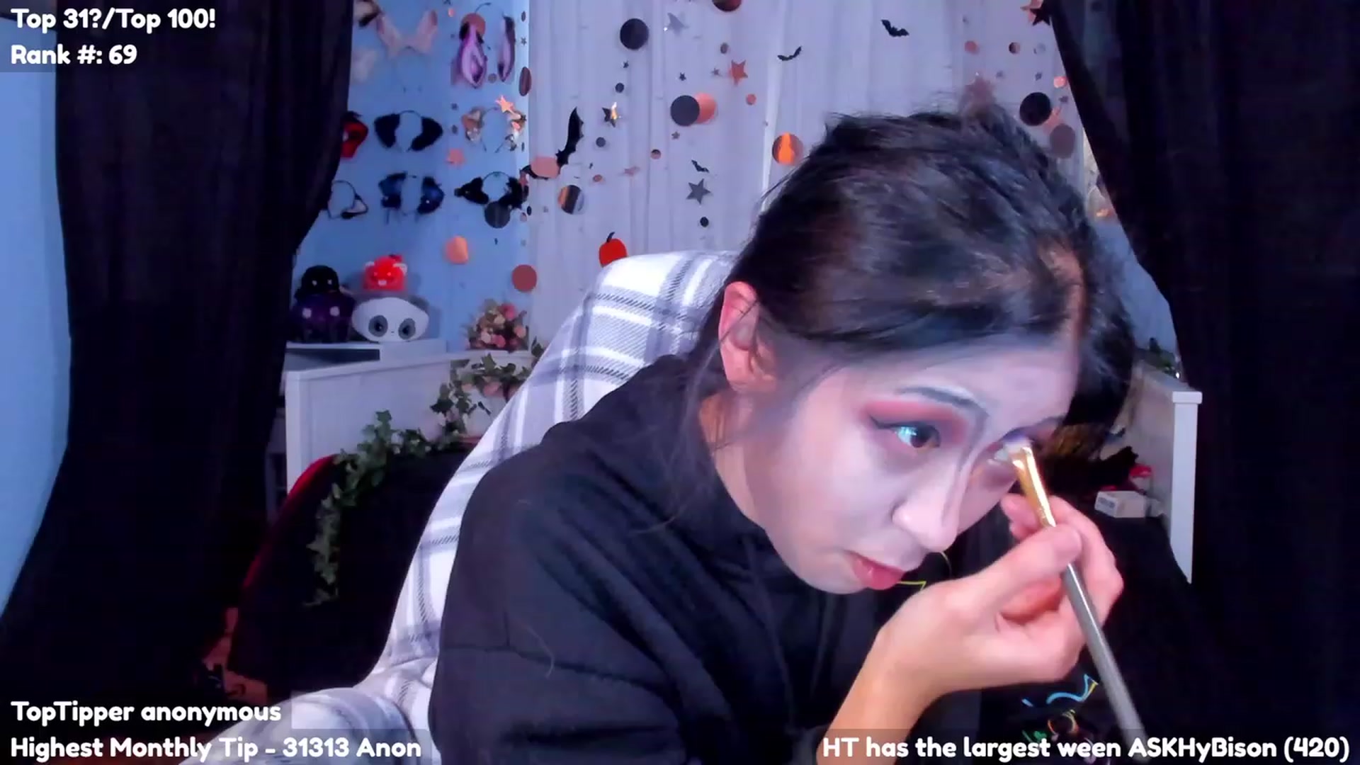 Gallery image thumbnail from CosmicNeko's myfreecams stream on, 10/26/2023, 22:00 image 19 of 20