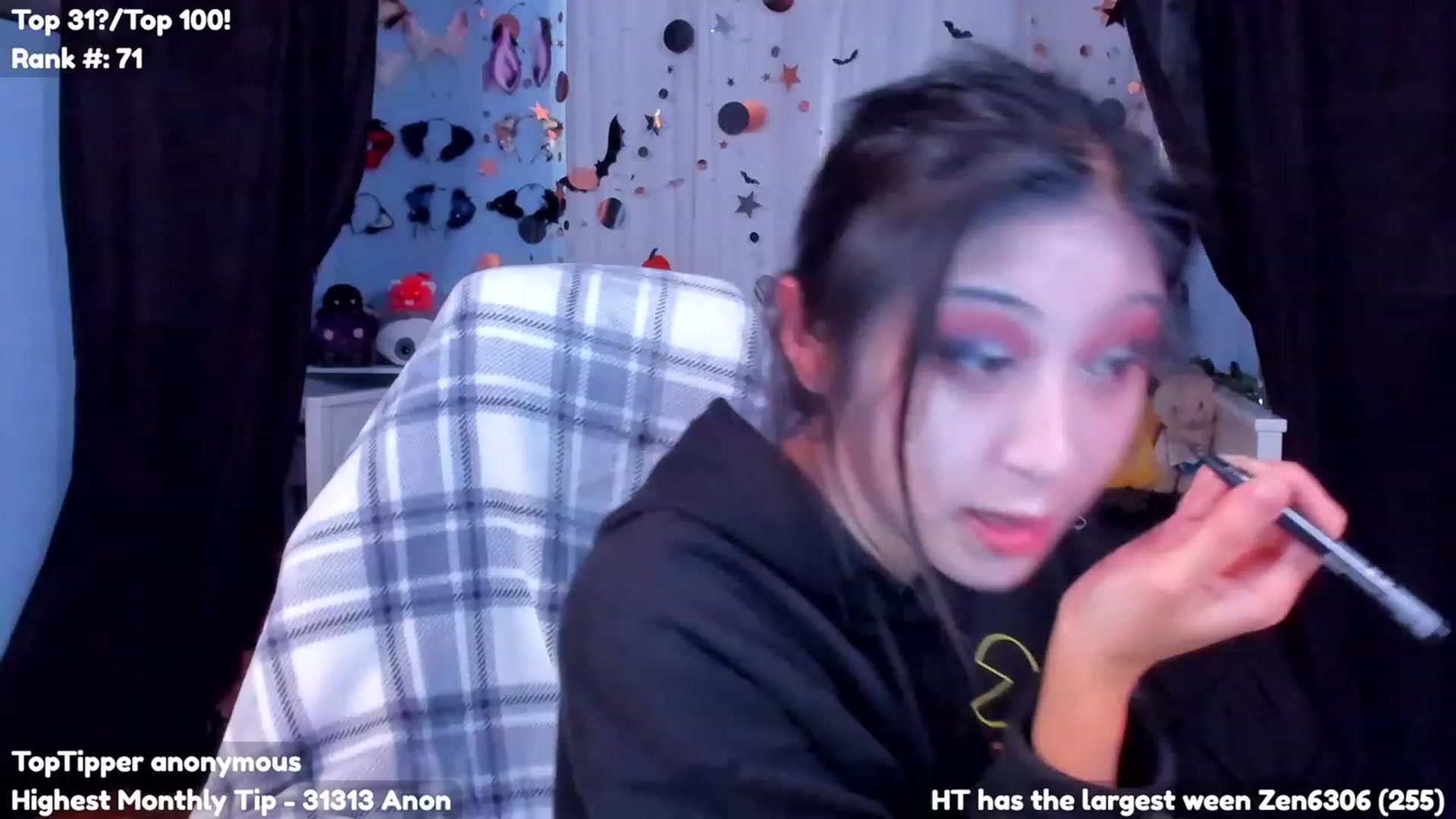 Gallery image thumbnail from CosmicNeko's myfreecams stream on, 10/26/2023, 22:00 image 15 of 20