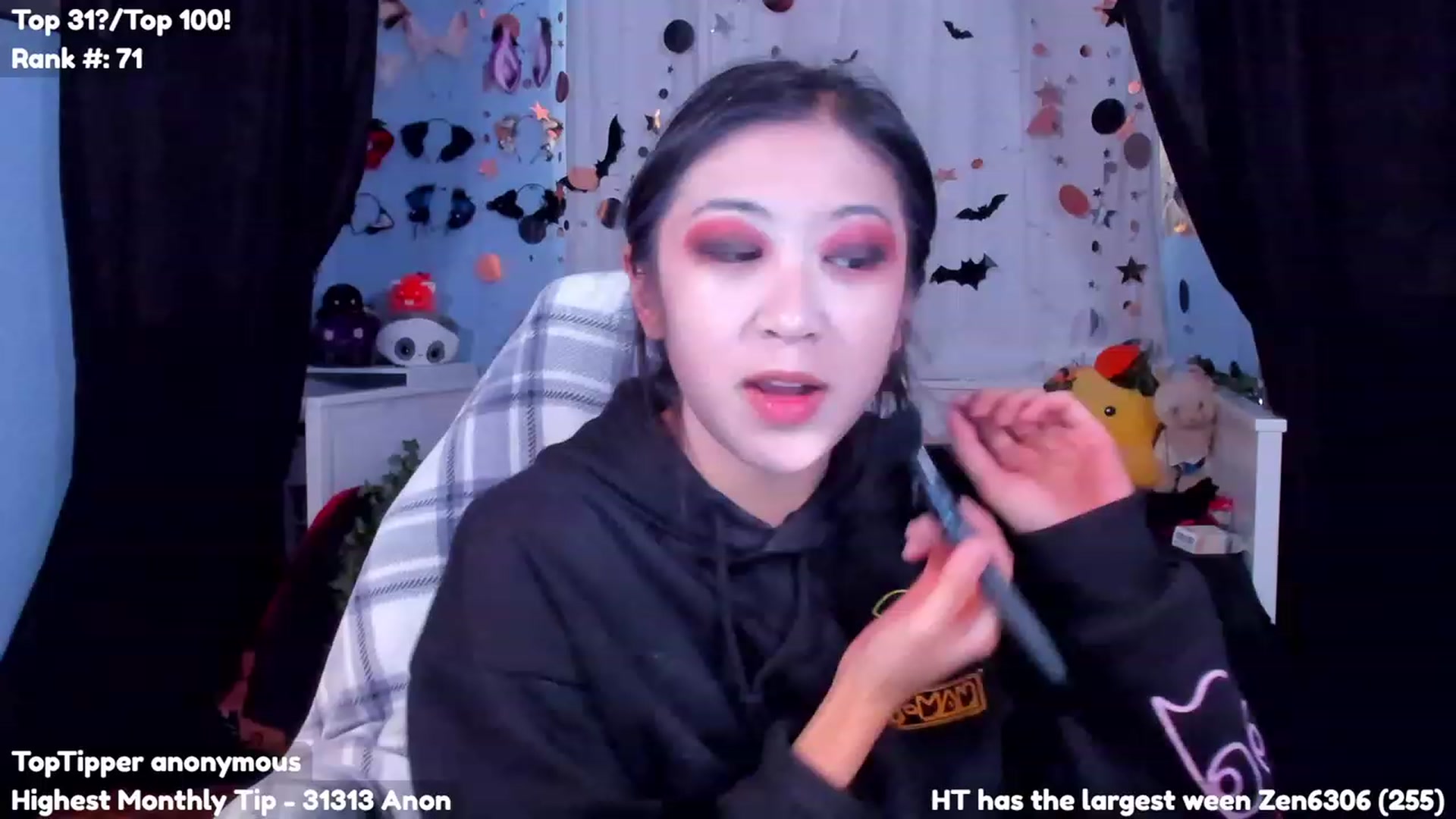 Gallery image thumbnail from CosmicNeko's myfreecams stream on, 10/26/2023, 22:00 image 12 of 20
