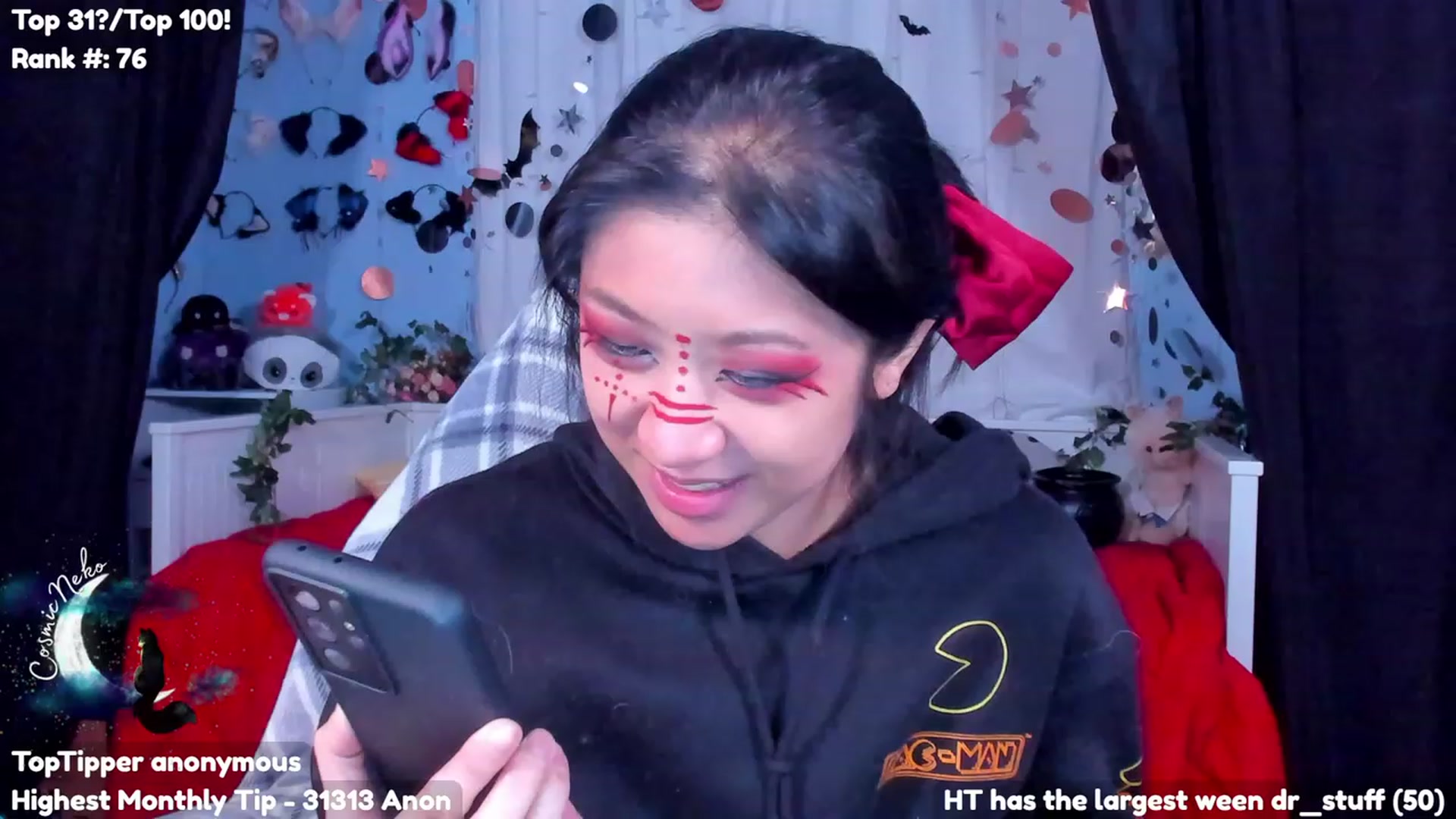 Gallery image thumbnail from CosmicNeko's myfreecams stream on, 10/28/2023, 19:40 image 12 of 20