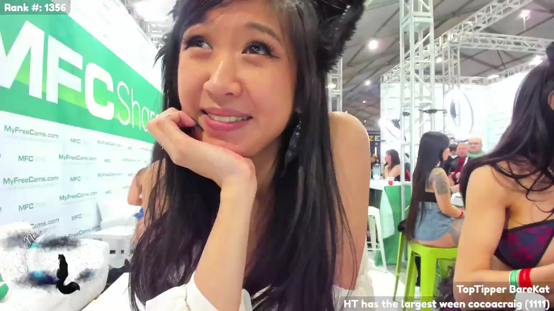 Gallery image thumbnail from CosmicNeko's myfreecams stream on, 01/25/2024, 03:44 image 19 of 20