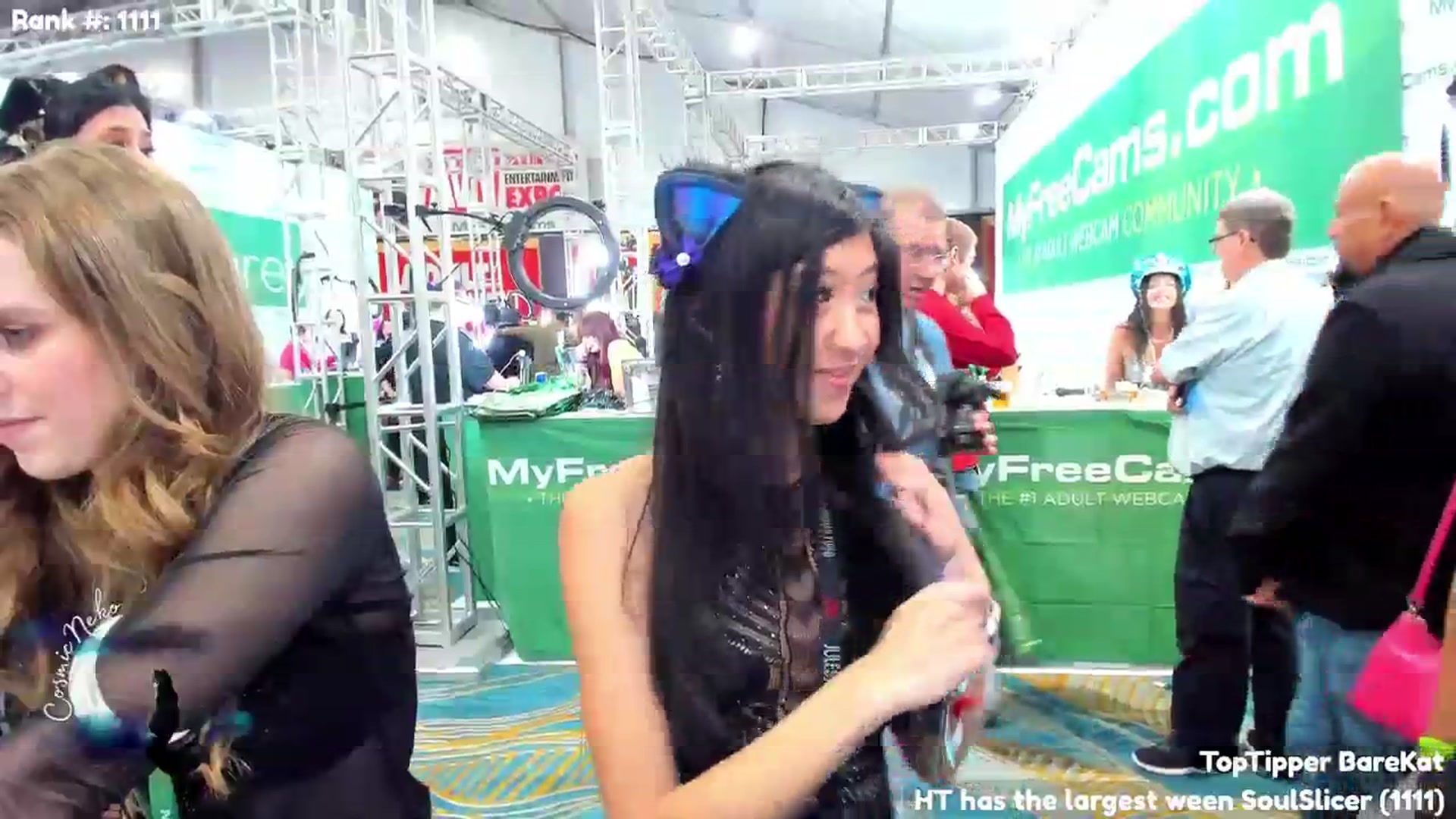 Gallery image thumbnail from CosmicNeko's myfreecams stream on, 01/26/2024, 24:25 image 18 of 20