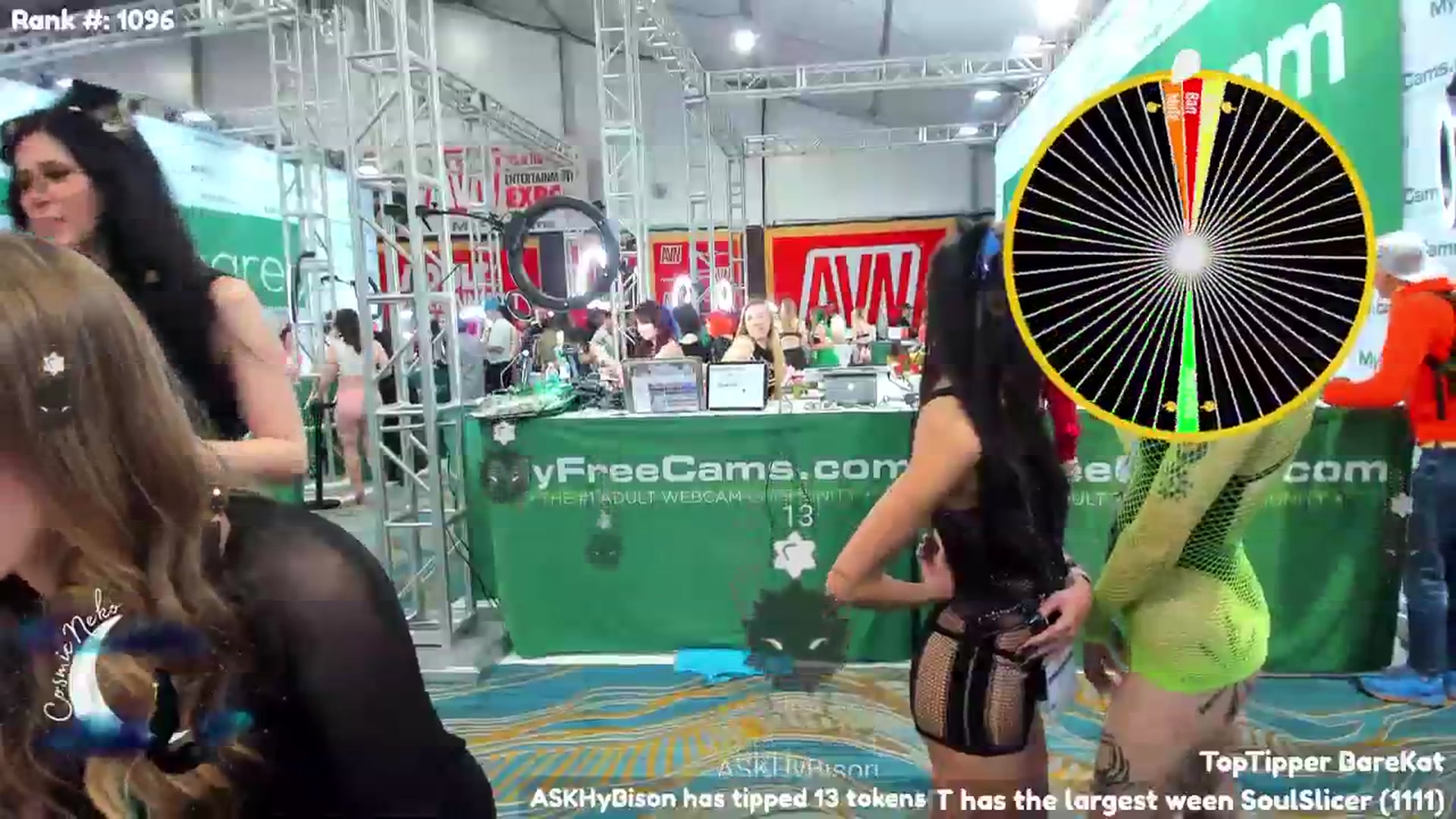Gallery image thumbnail from CosmicNeko's myfreecams stream on, 01/26/2024, 01:09 image 16 of 20