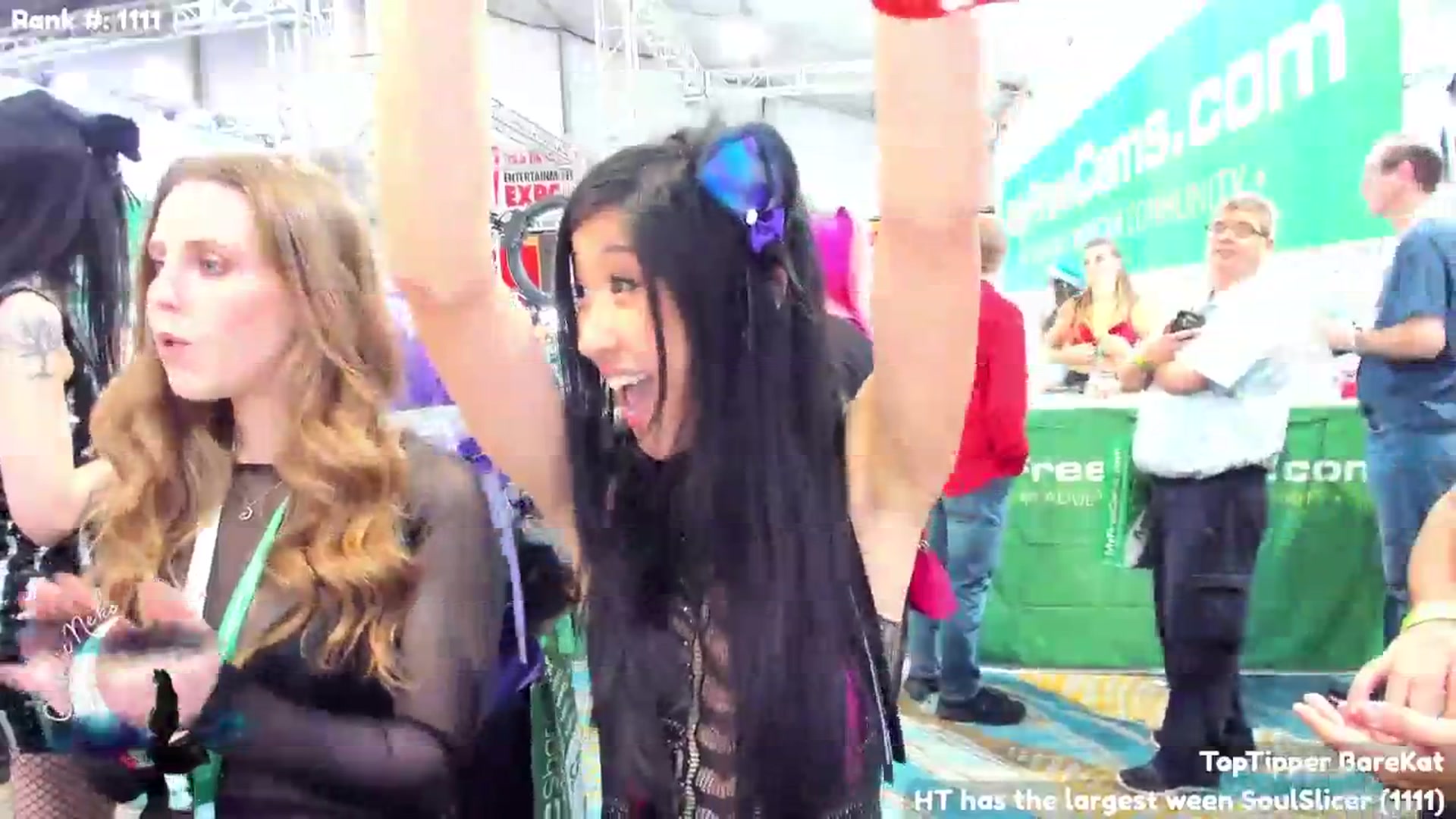 Gallery image thumbnail from CosmicNeko's myfreecams stream on, 01/26/2024, 01:09 image 14 of 20